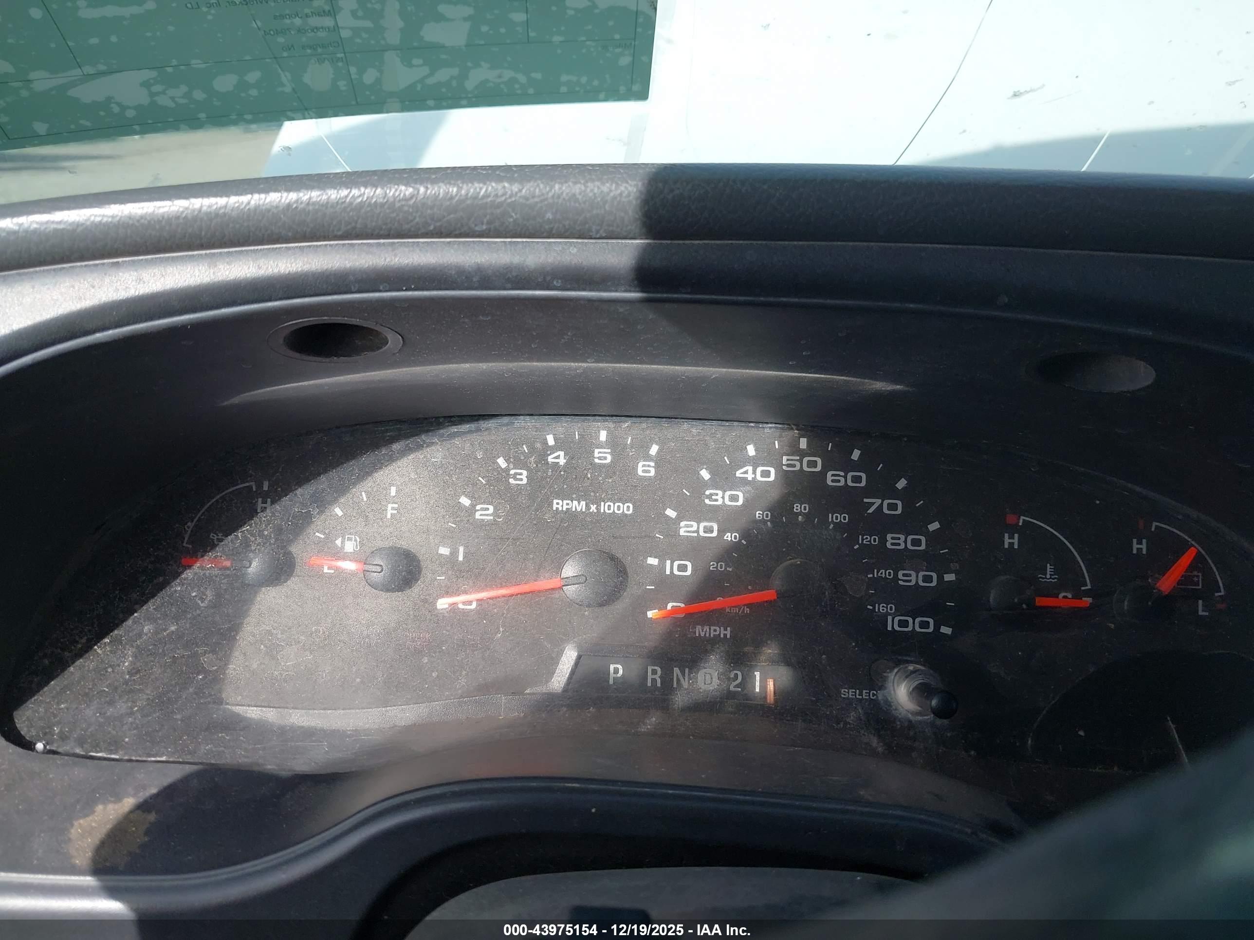 FORD E-150 image 7