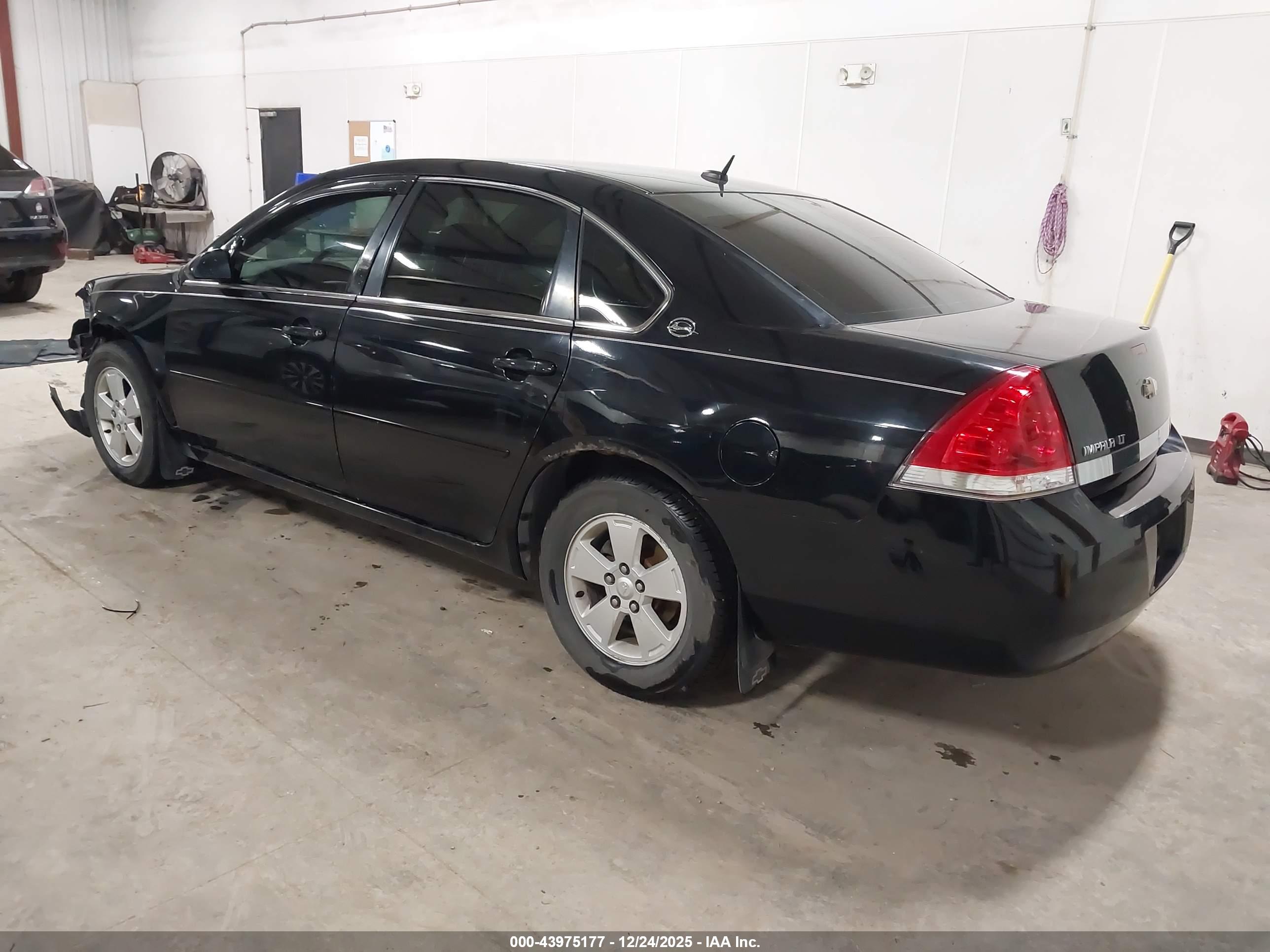 CHEVROLET IMPALA image 3