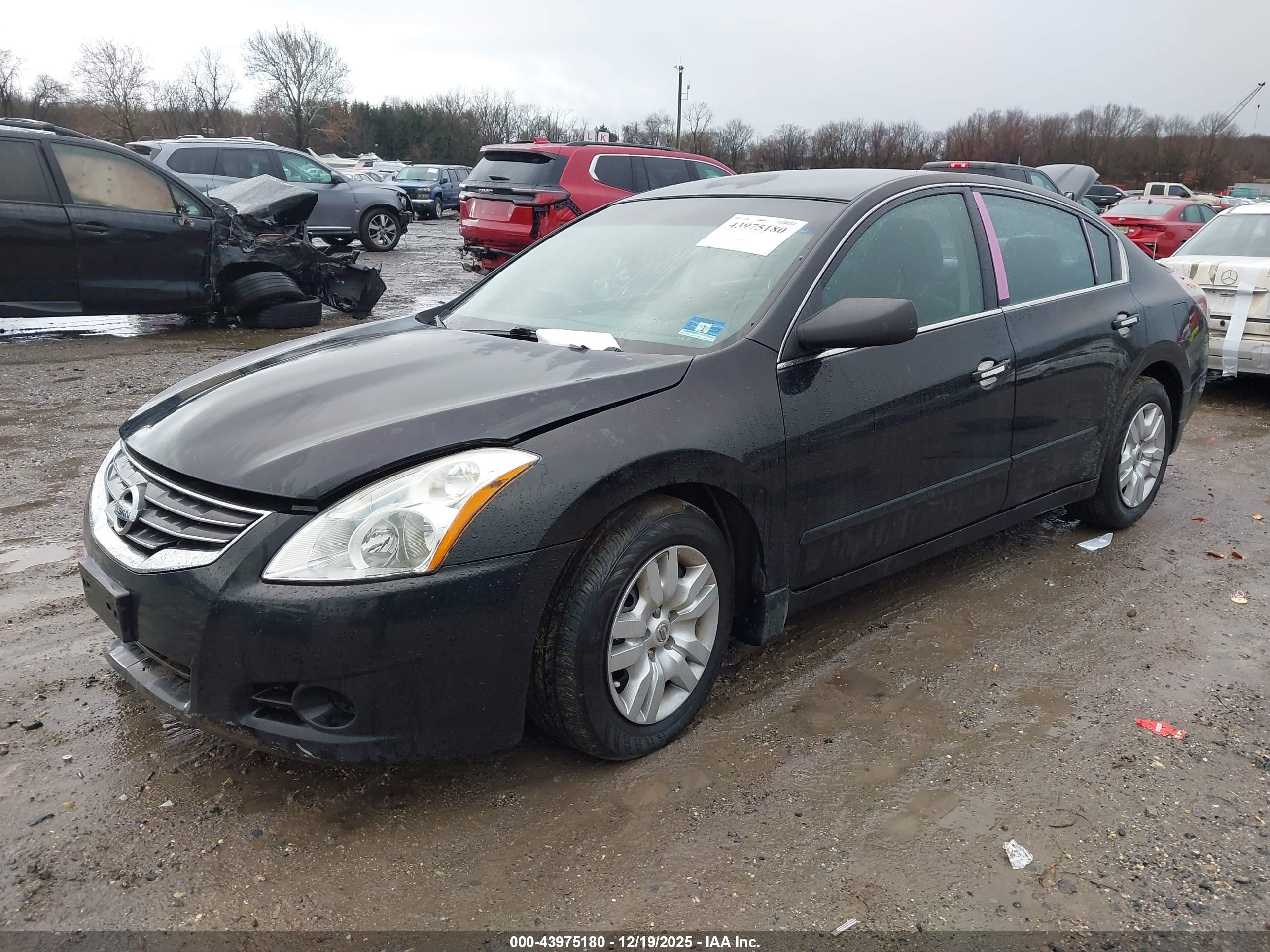 NISSAN ALTIMA image 2