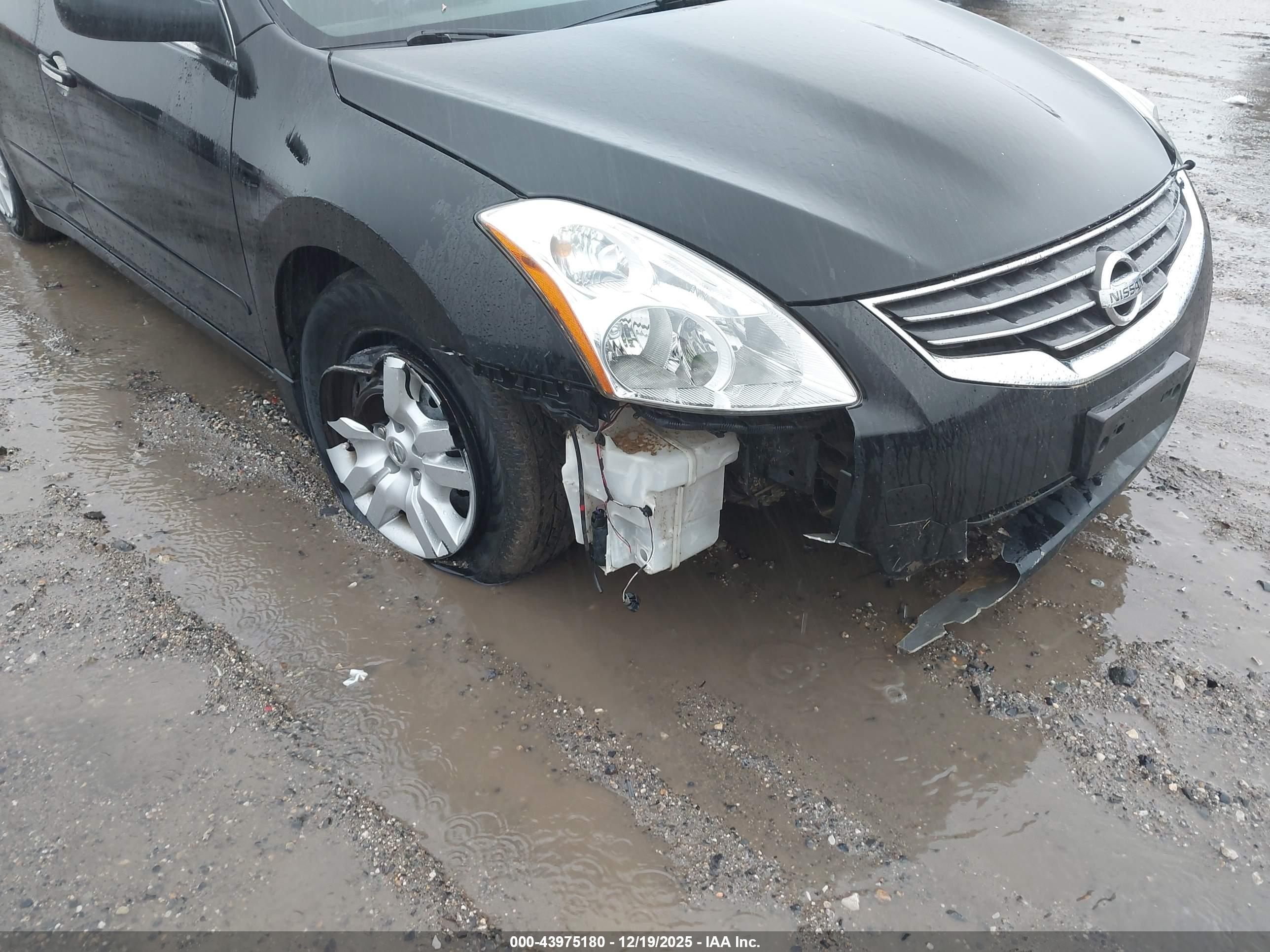 NISSAN ALTIMA image 6