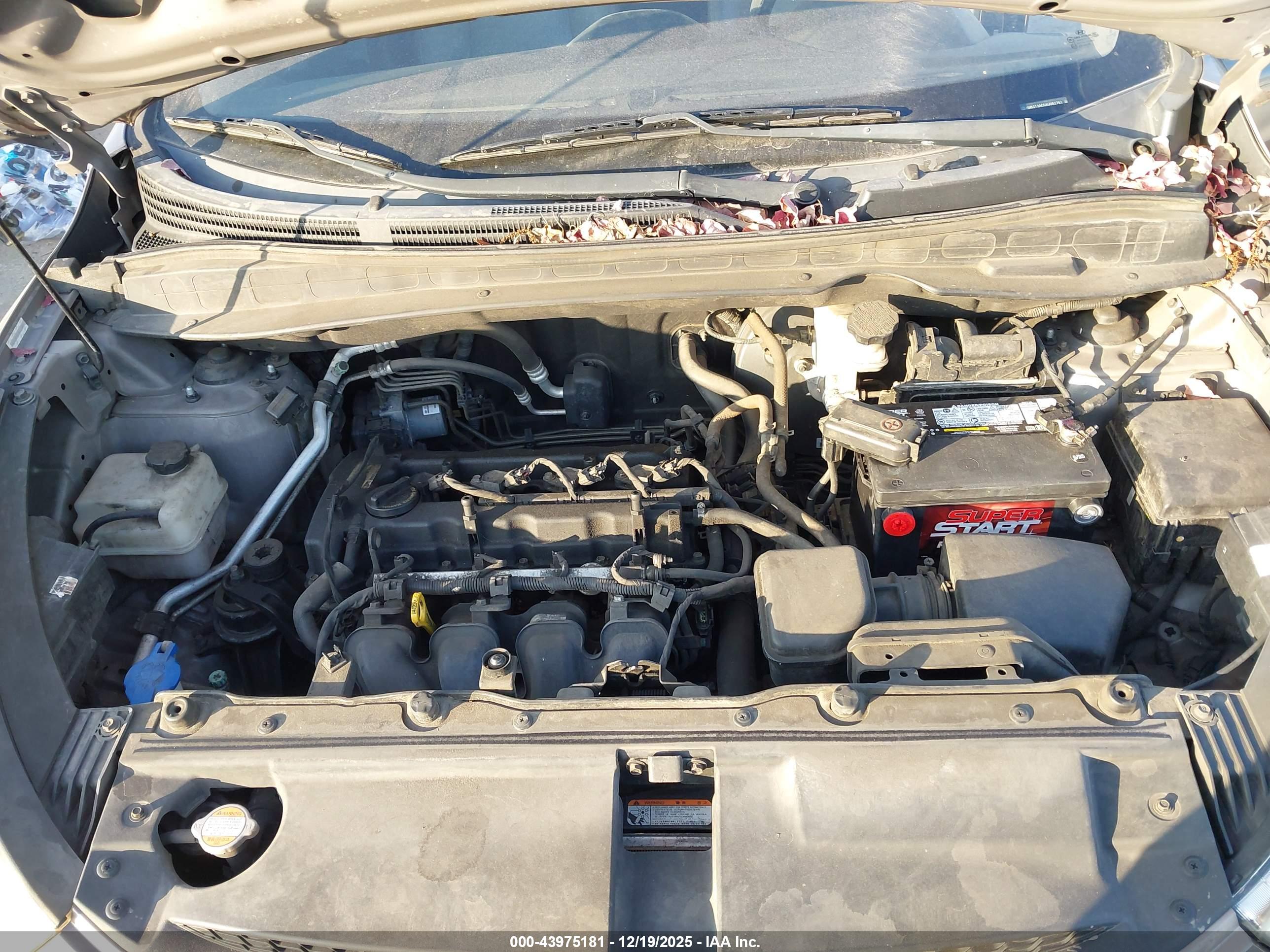HYUNDAI TUCSON image 10
