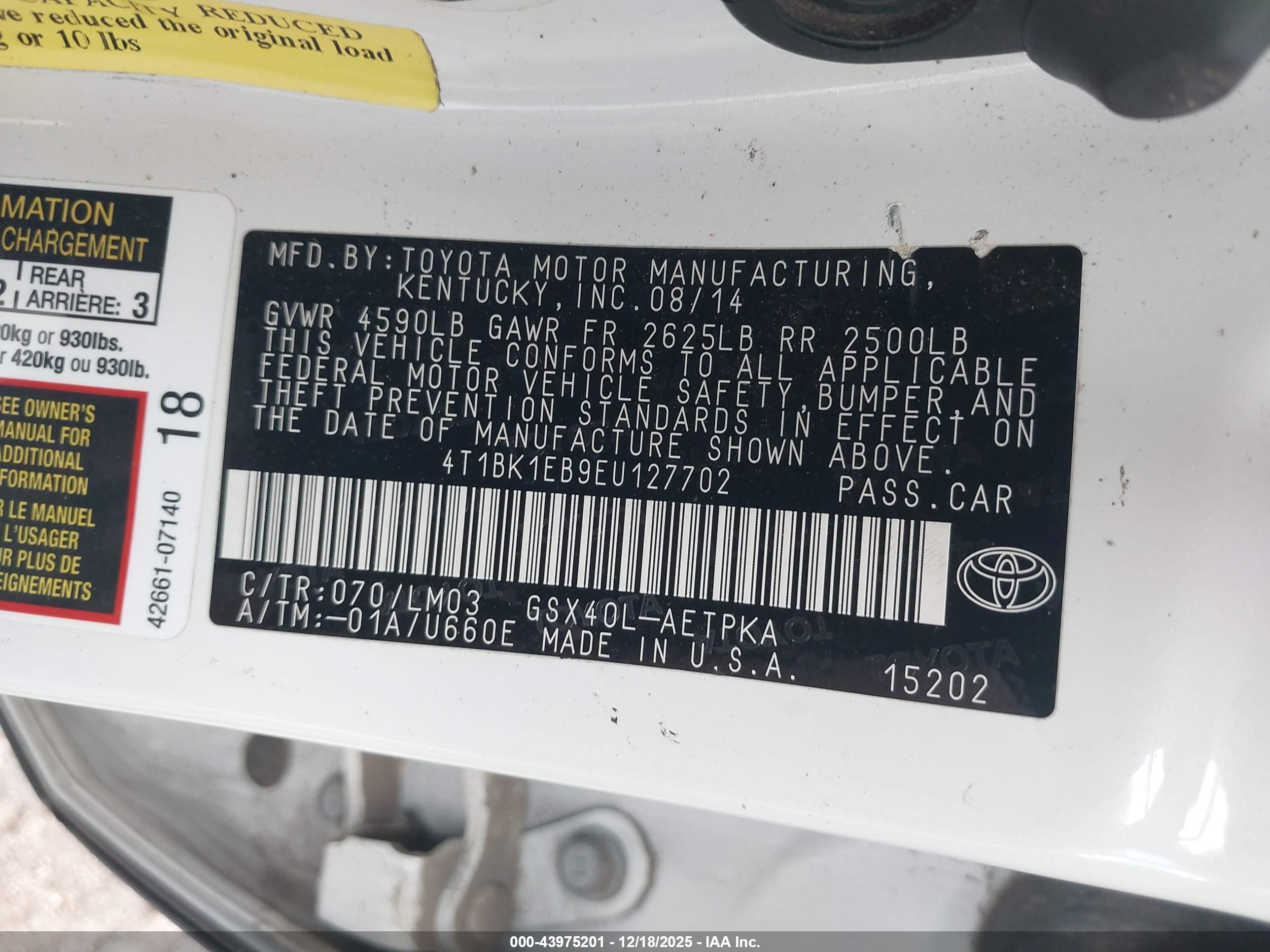 TOYOTA AVALON image 9