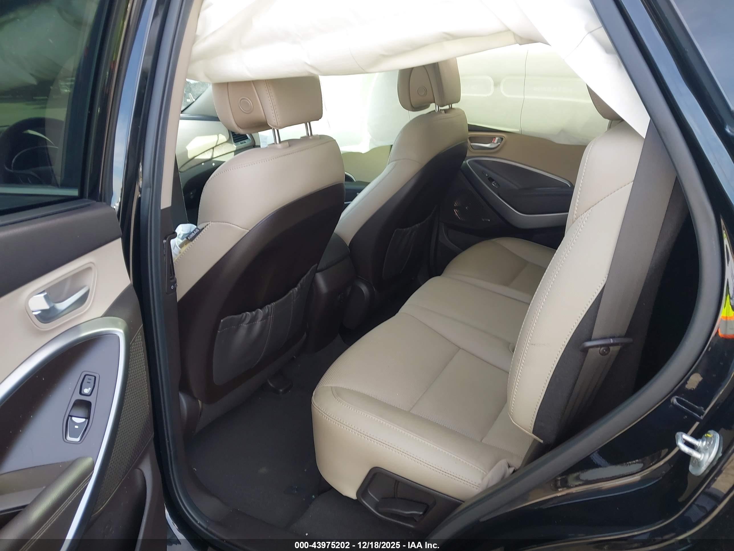 HYUNDAI SANTA image 8