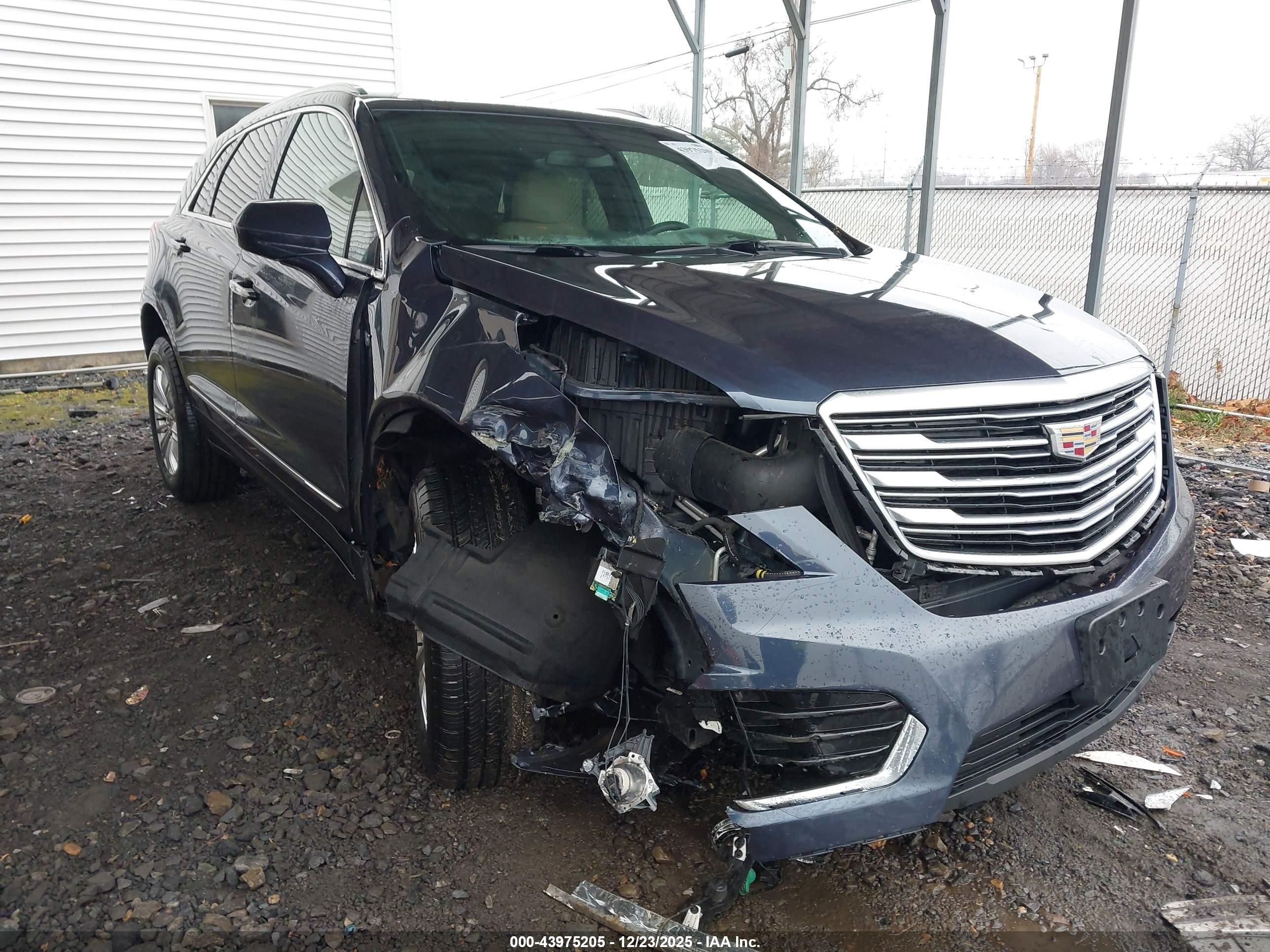 CADILLAC XT5 image 6