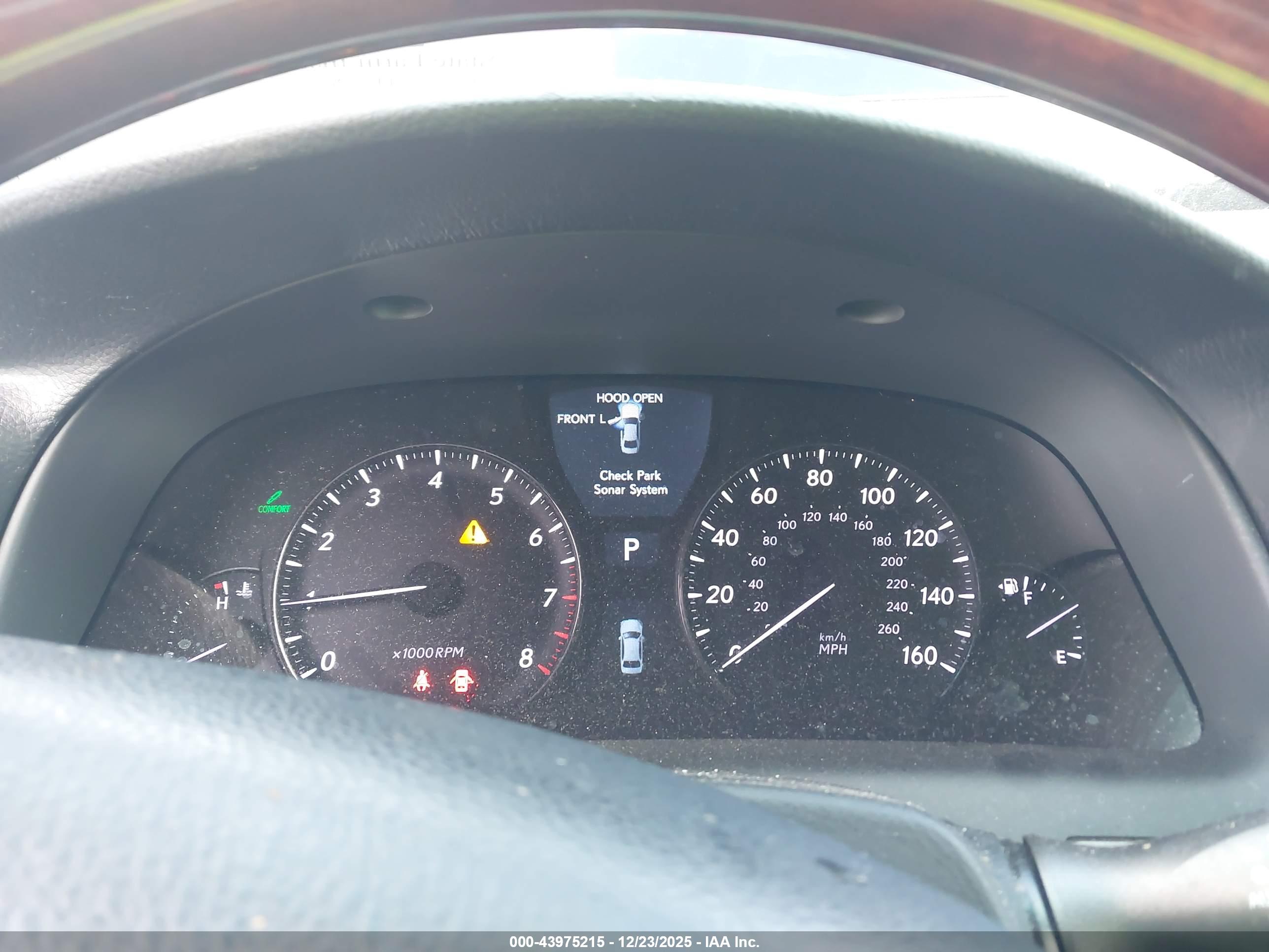 LEXUS LS image 7