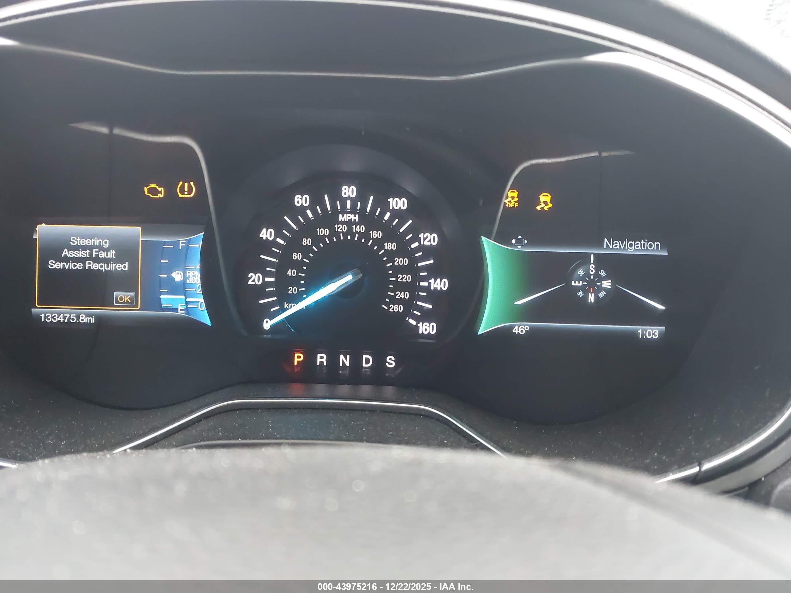 FORD FUSION image 7