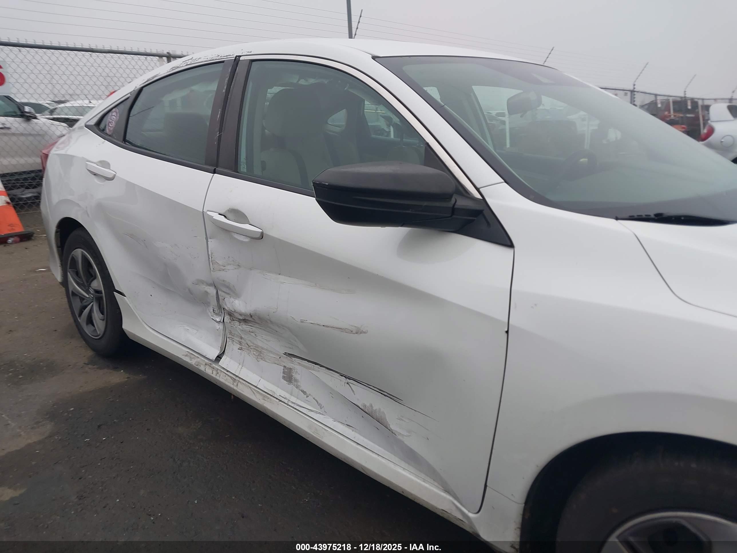 HONDA CIVIC image 6