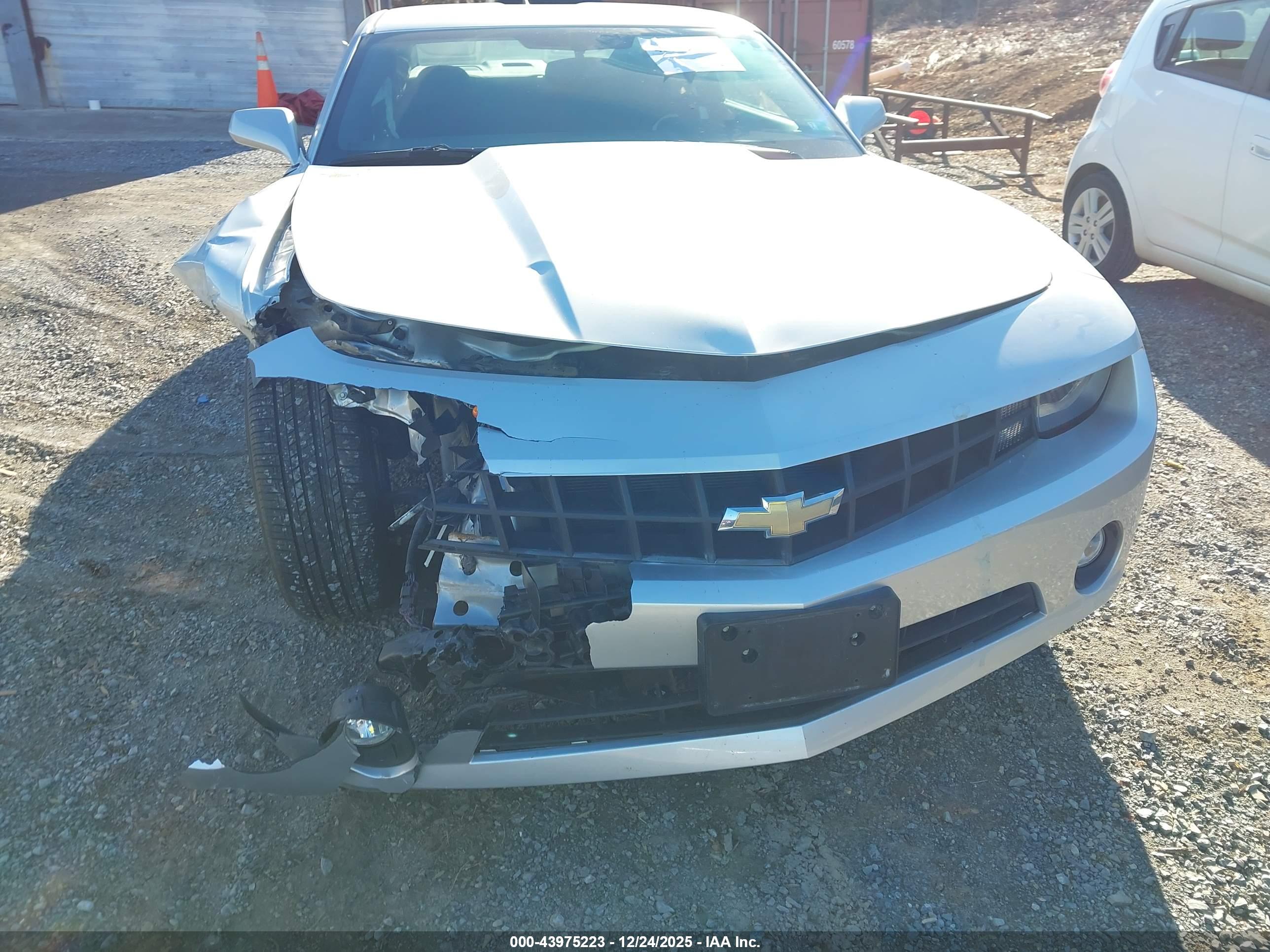 CHEVROLET CAMARO image 6