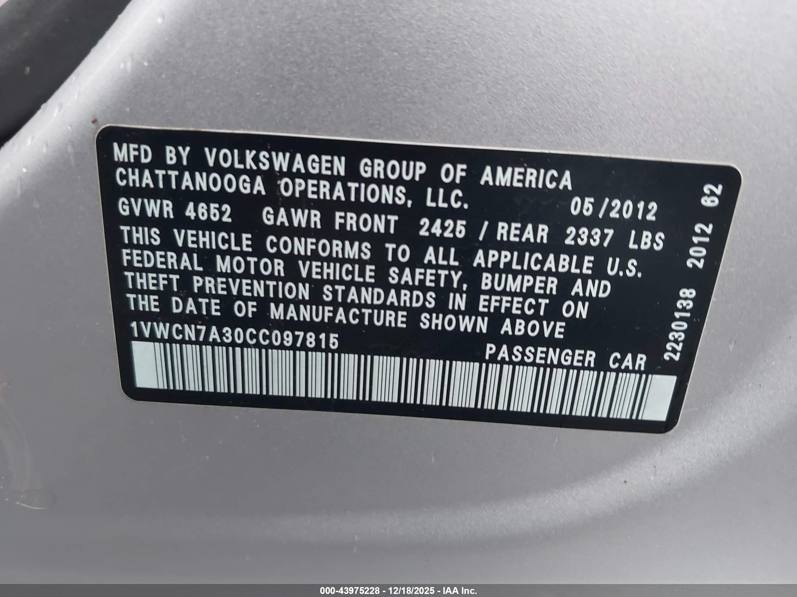 VOLKSWAGEN PASSAT image 9