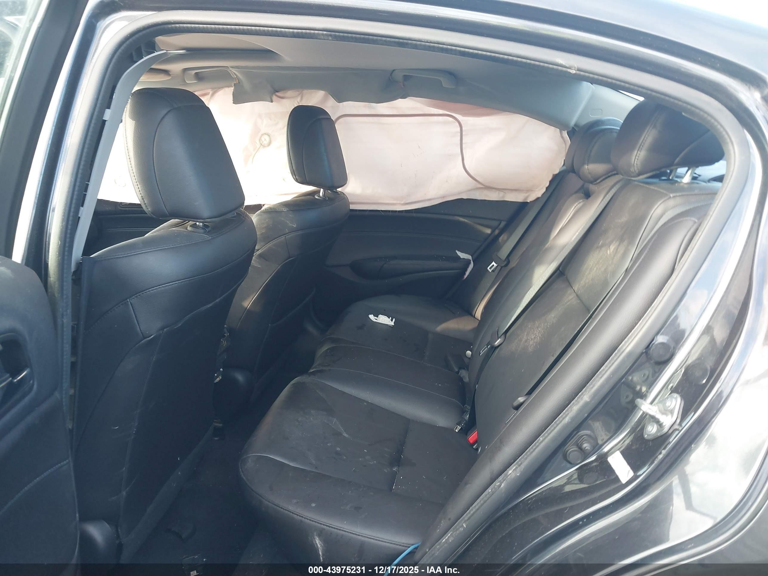ACURA ILX image 8