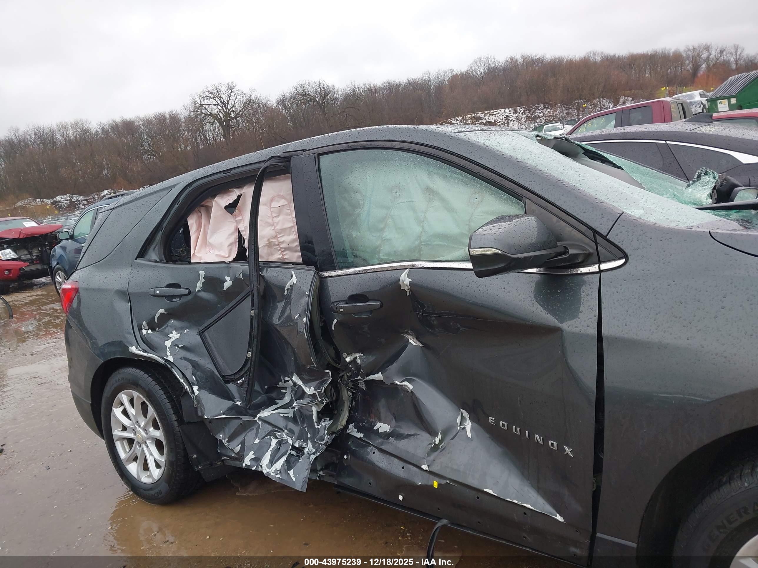 CHEVROLET EQUINOX image 6