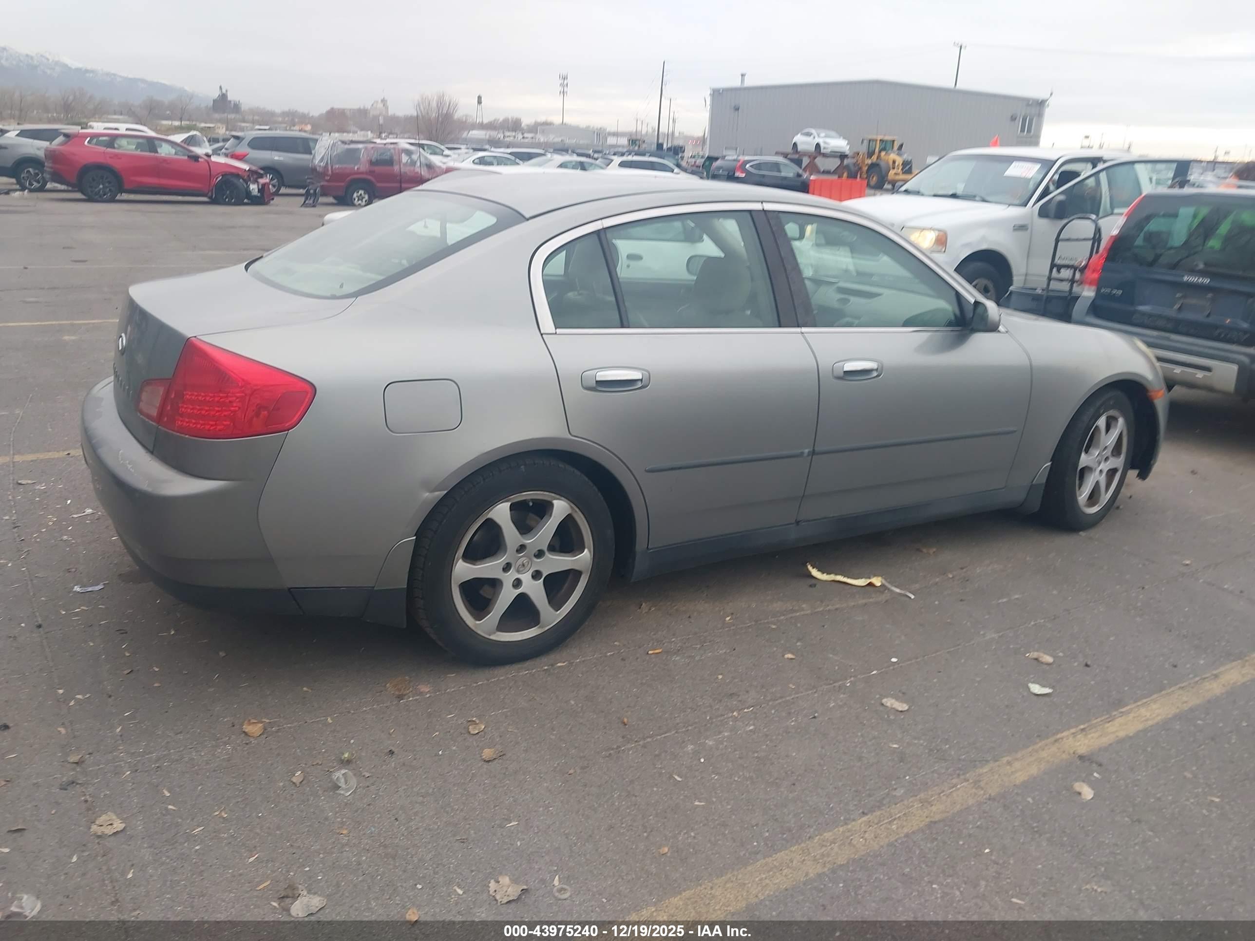 INFINITI G35 image 4