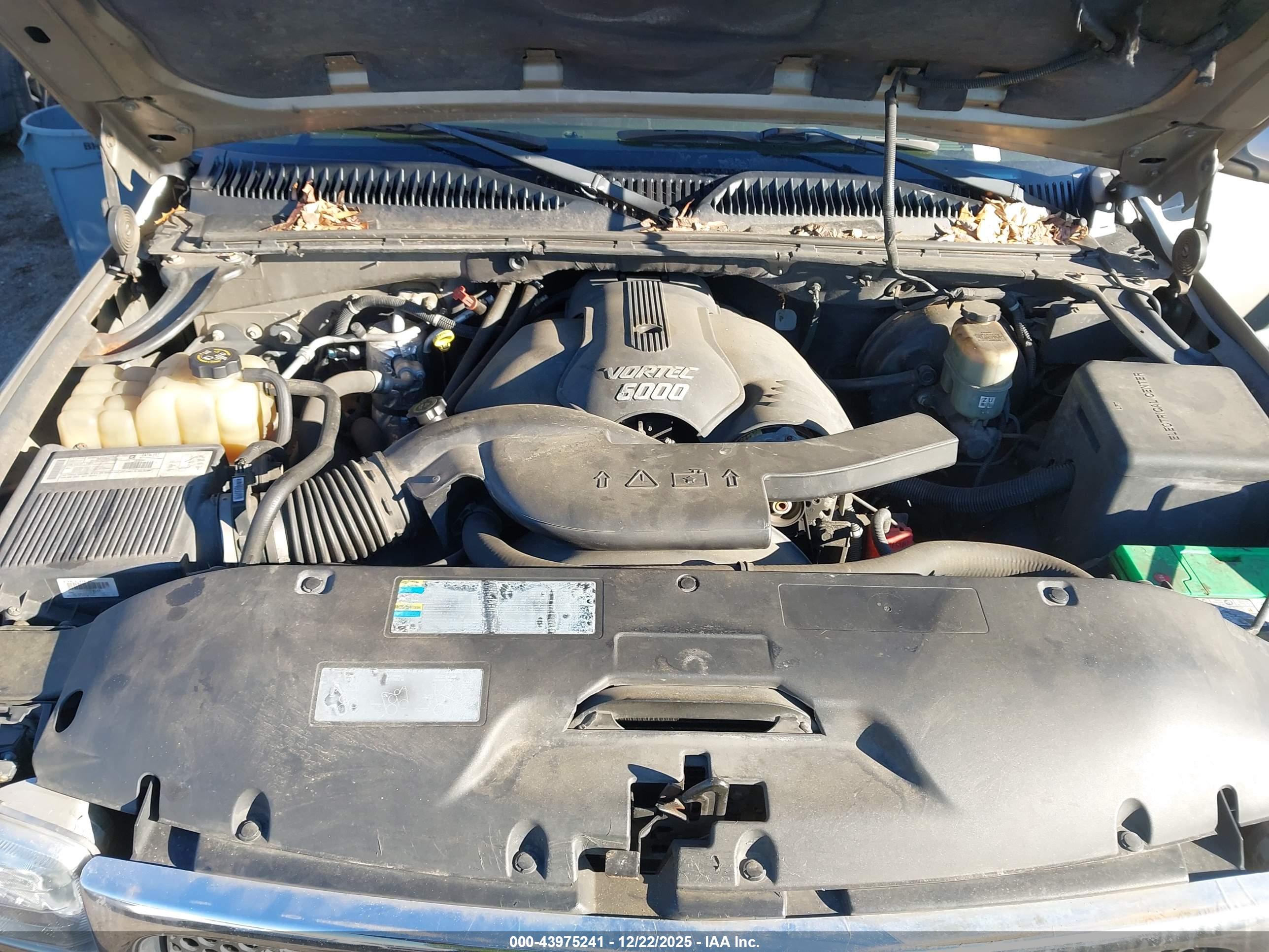 GMC YUKON image 10