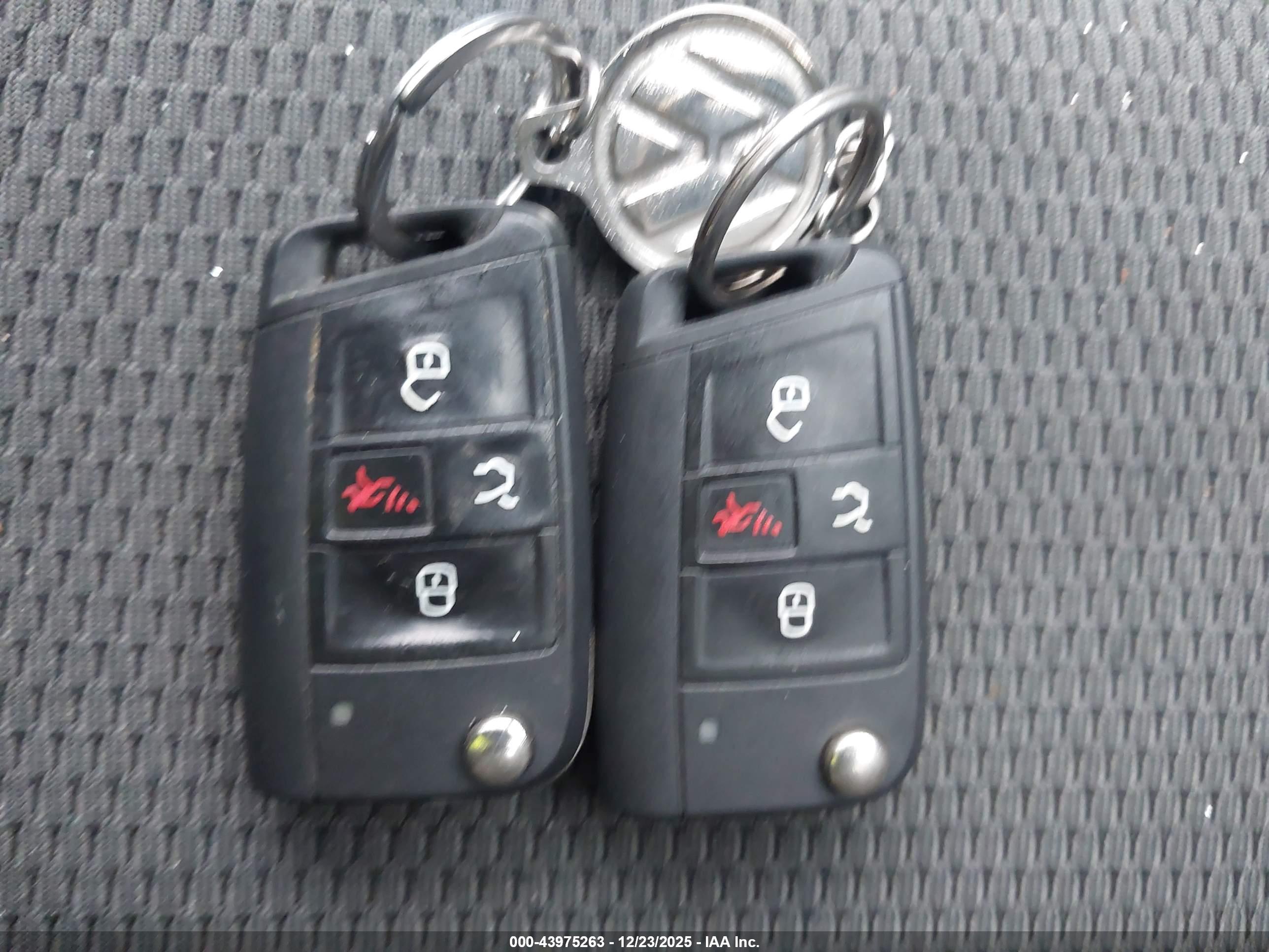 VOLKSWAGEN GOLF image 11