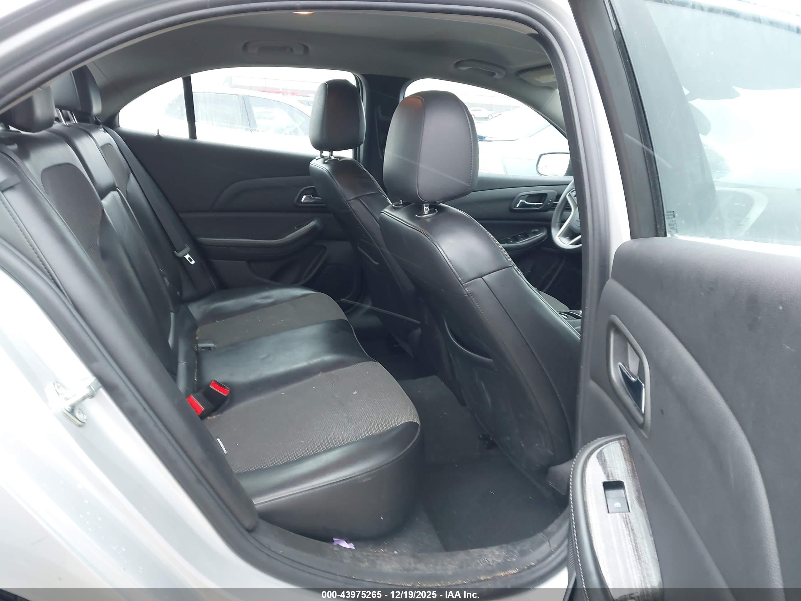 CHEVROLET MALIBU image 8