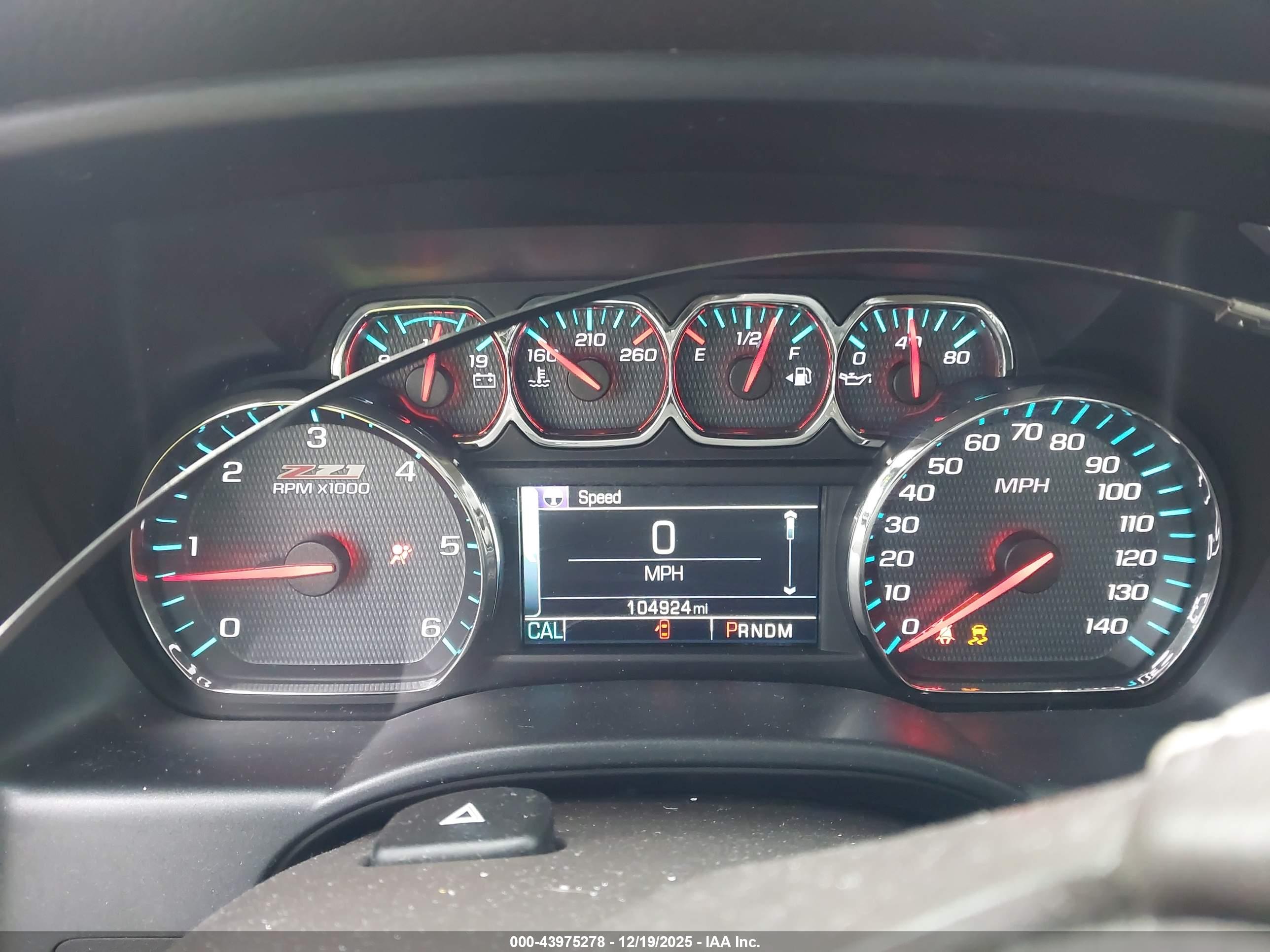 CHEVROLET SILVERADO image 7
