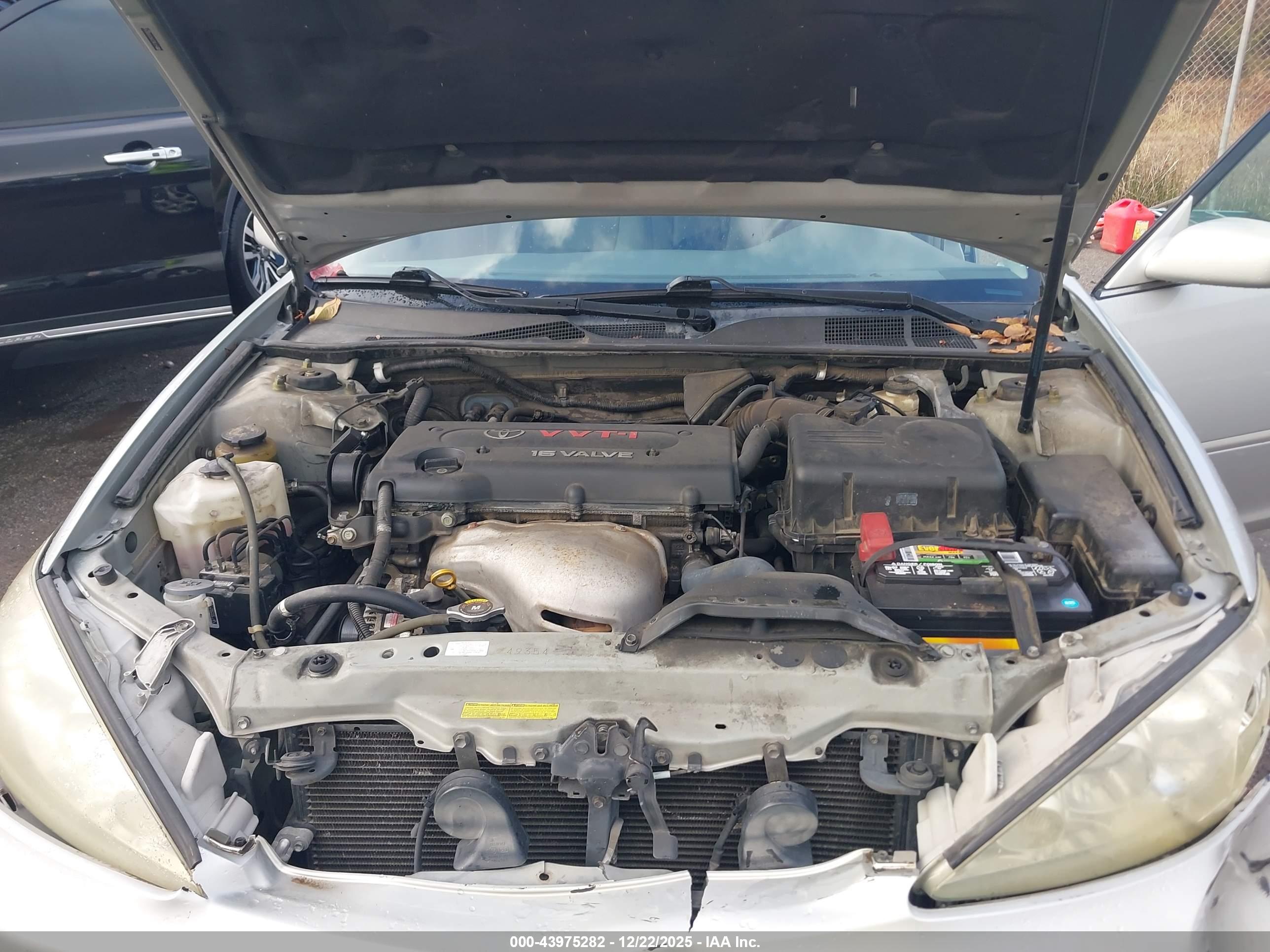 TOYOTA CAMRY image 10