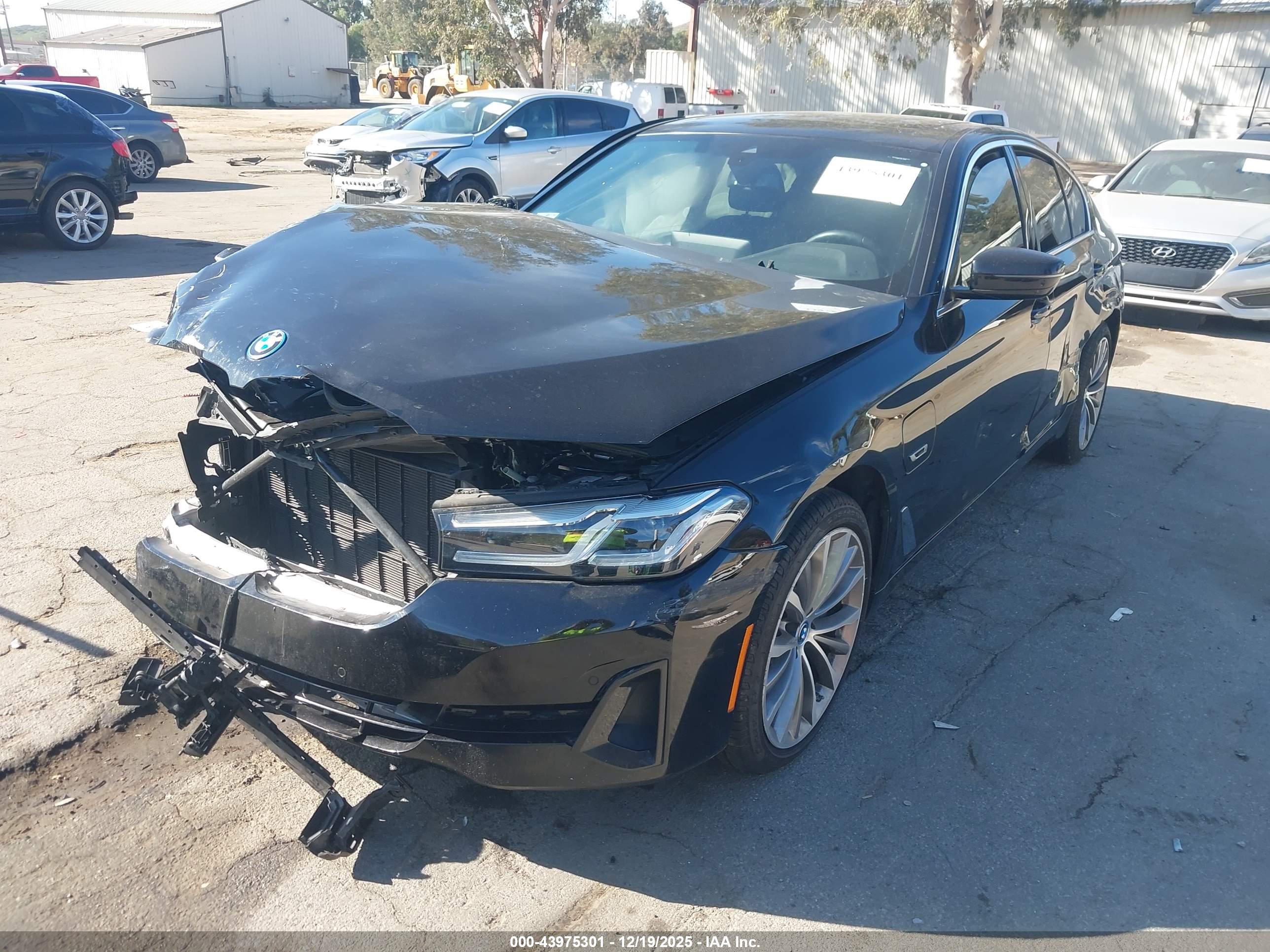 BMW 530E image 2