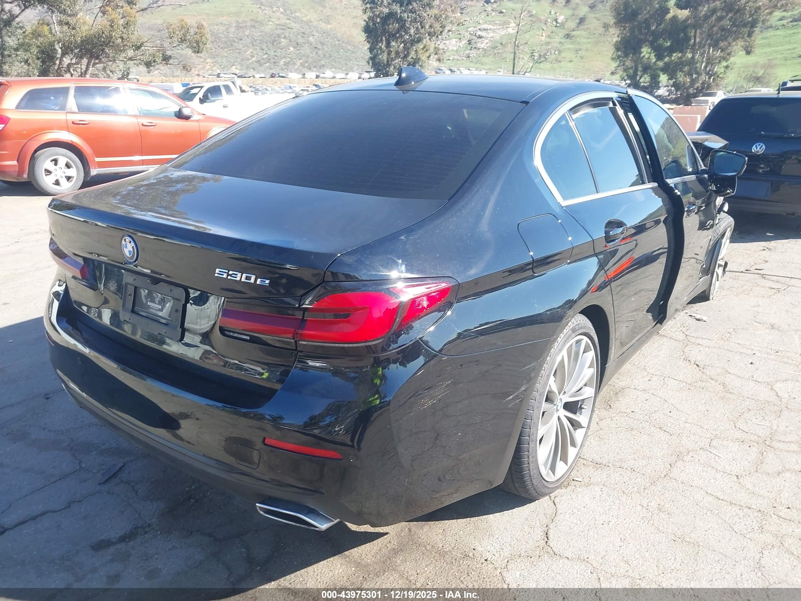 BMW 530E image 4