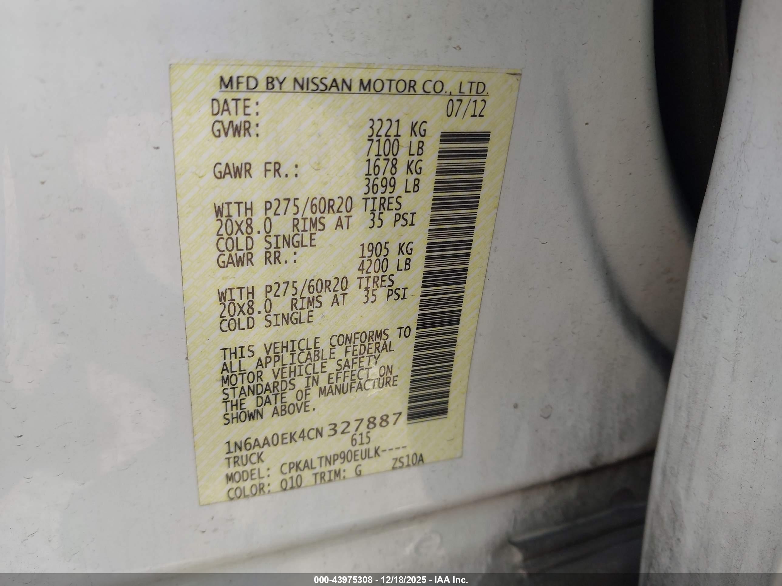 NISSAN TITAN image 9