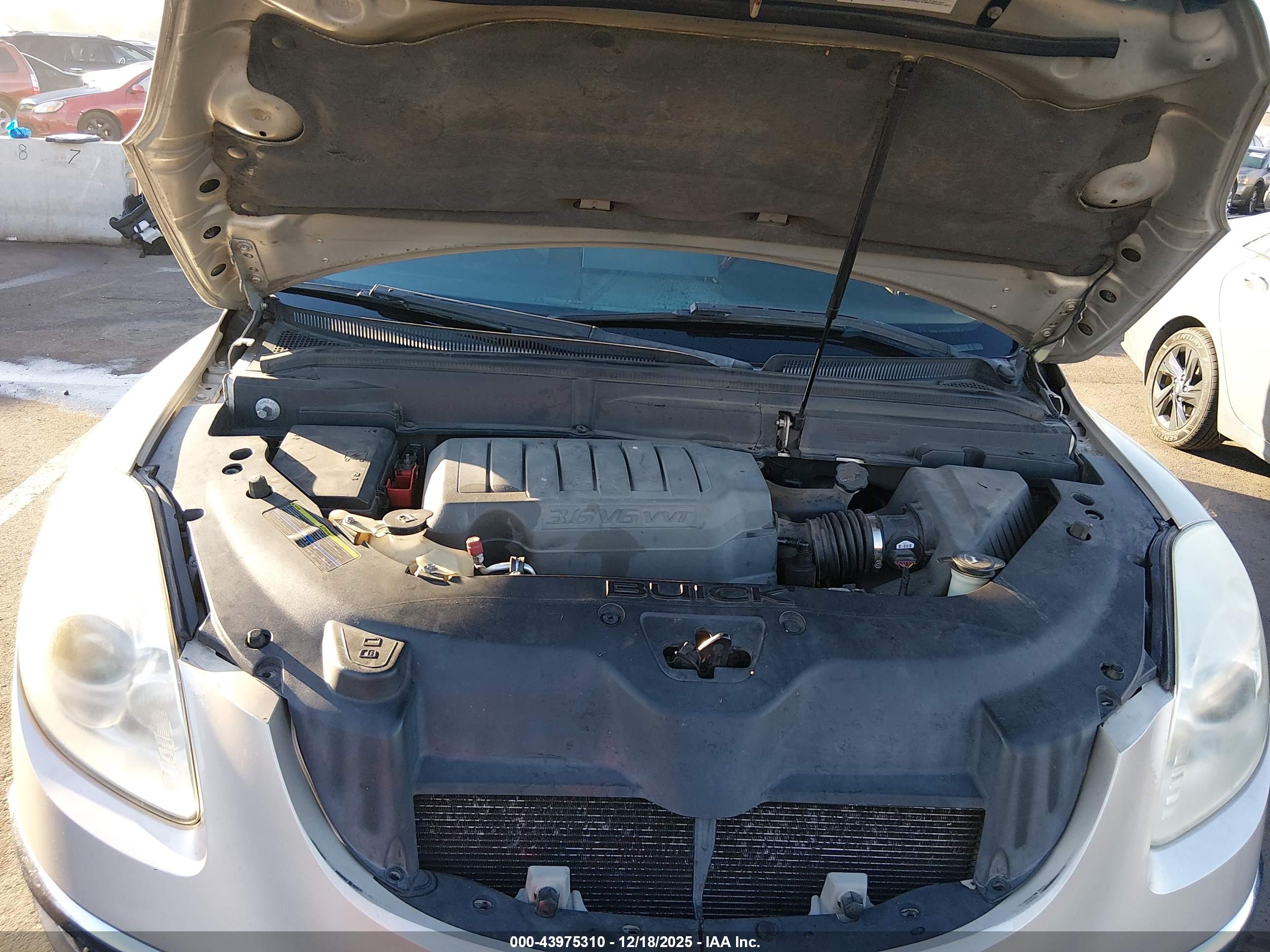 BUICK ENCLAVE image 10