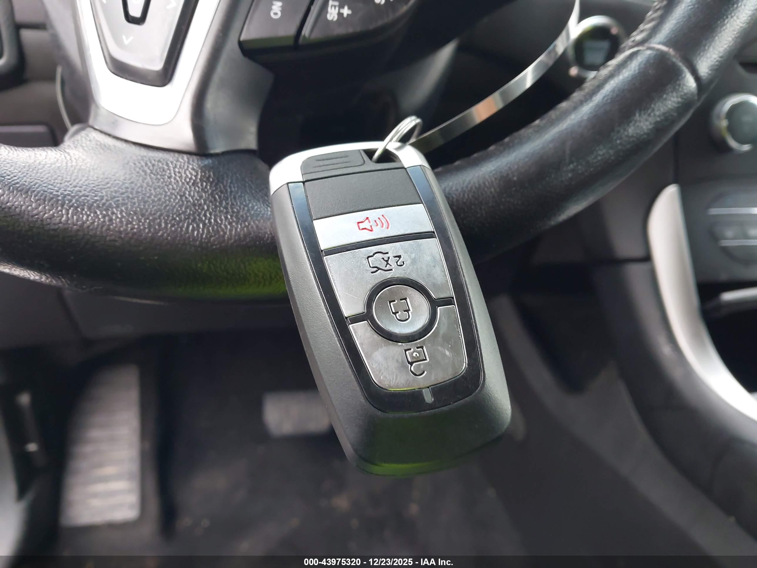 FORD EDGE image 11