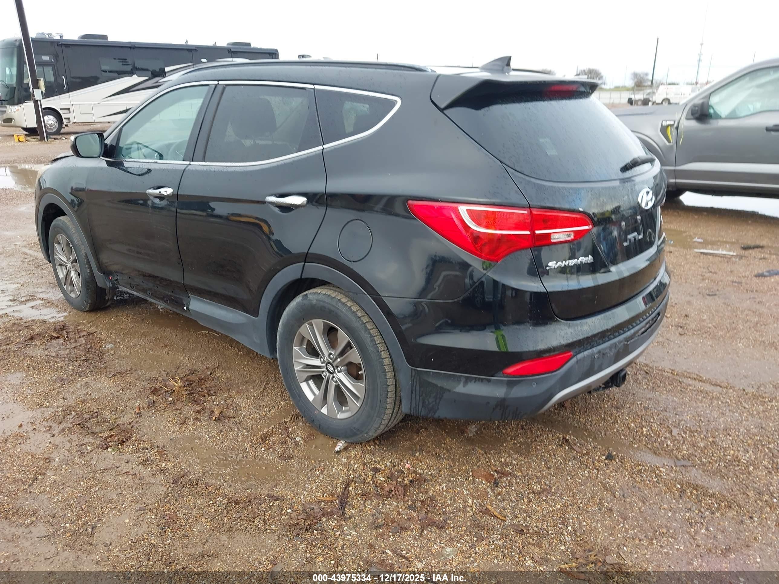 HYUNDAI SANTA image 3