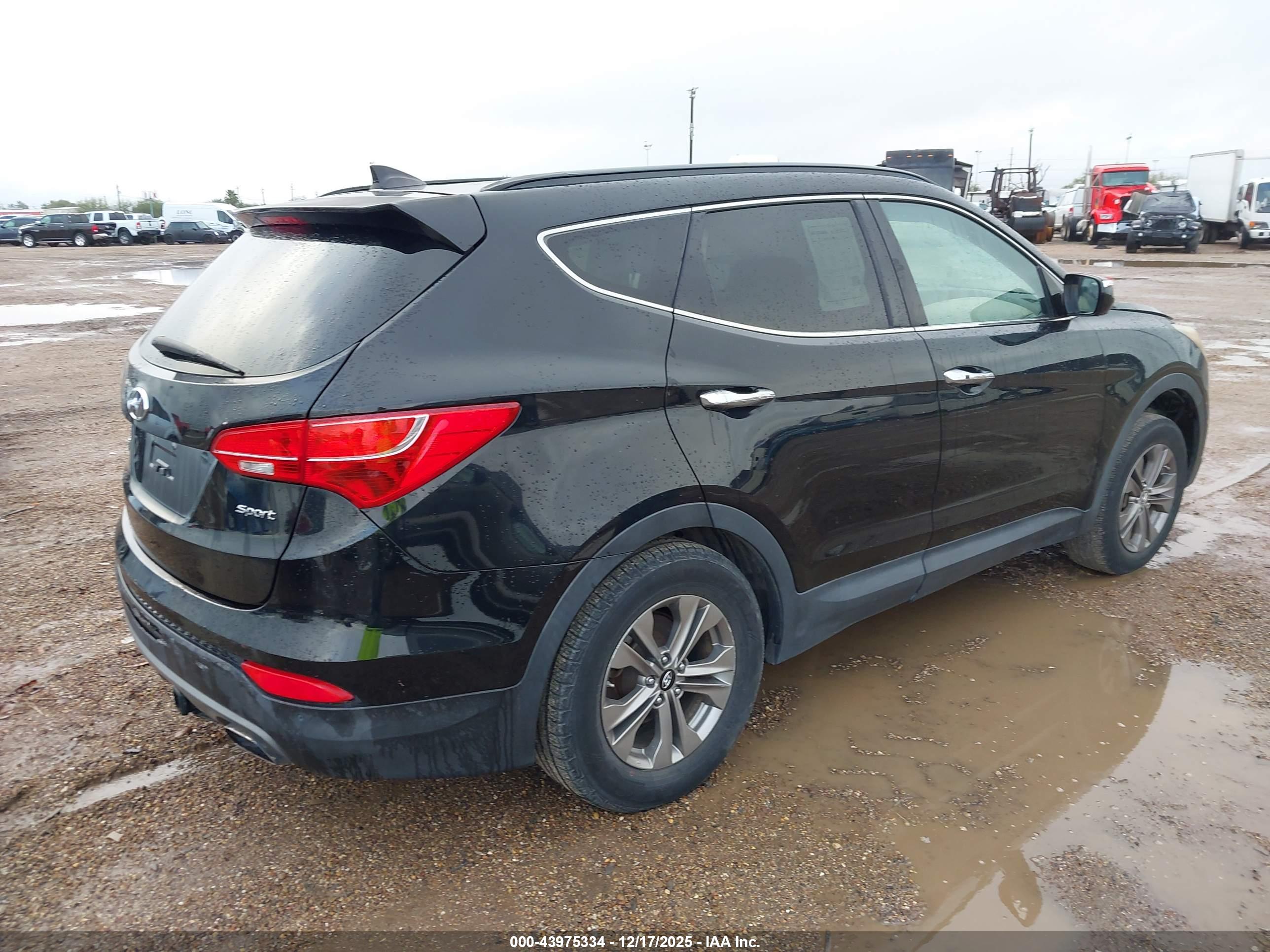 HYUNDAI SANTA image 4