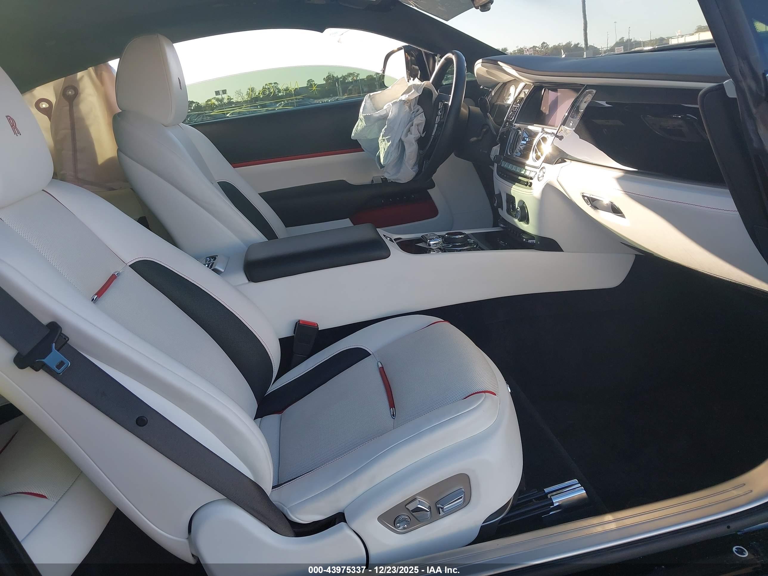 ROLLS-ROYCE WRAITH image 5