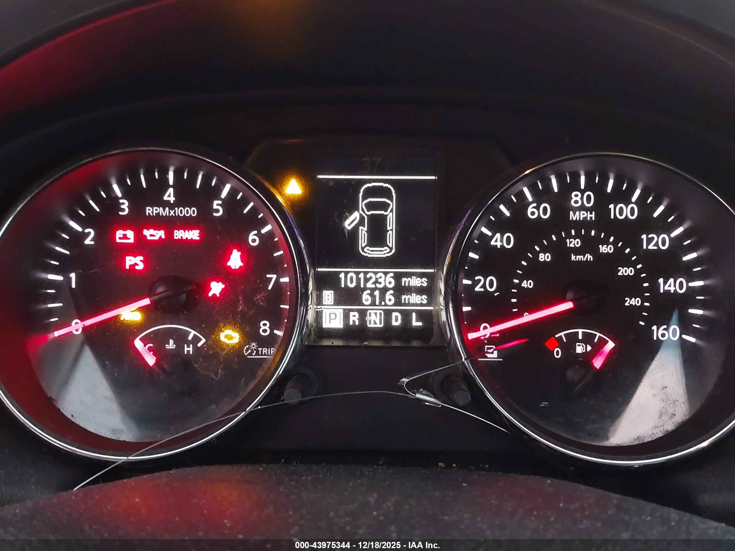 NISSAN ROGUE image 7