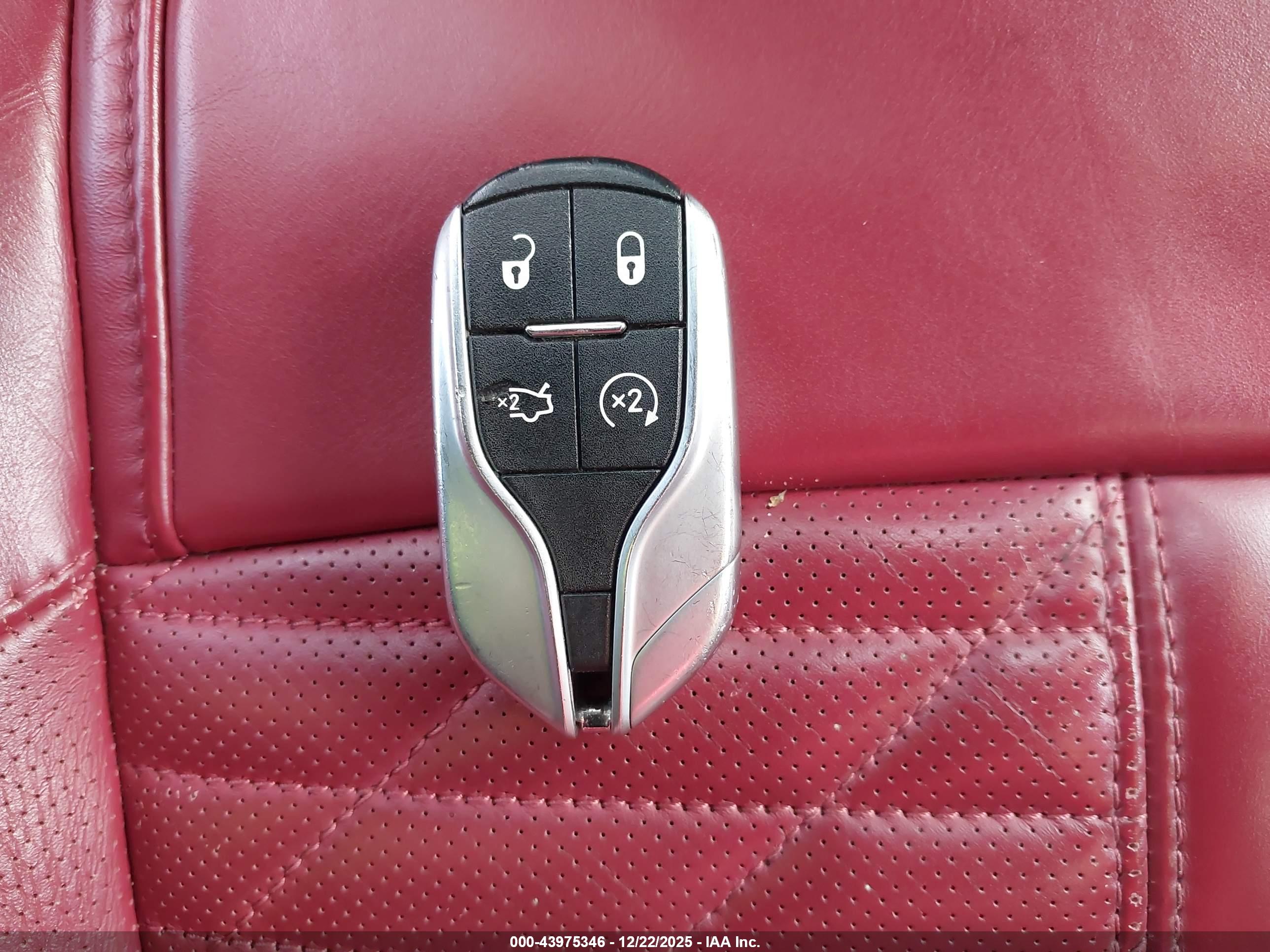 MASERATI LEVANTE image 11