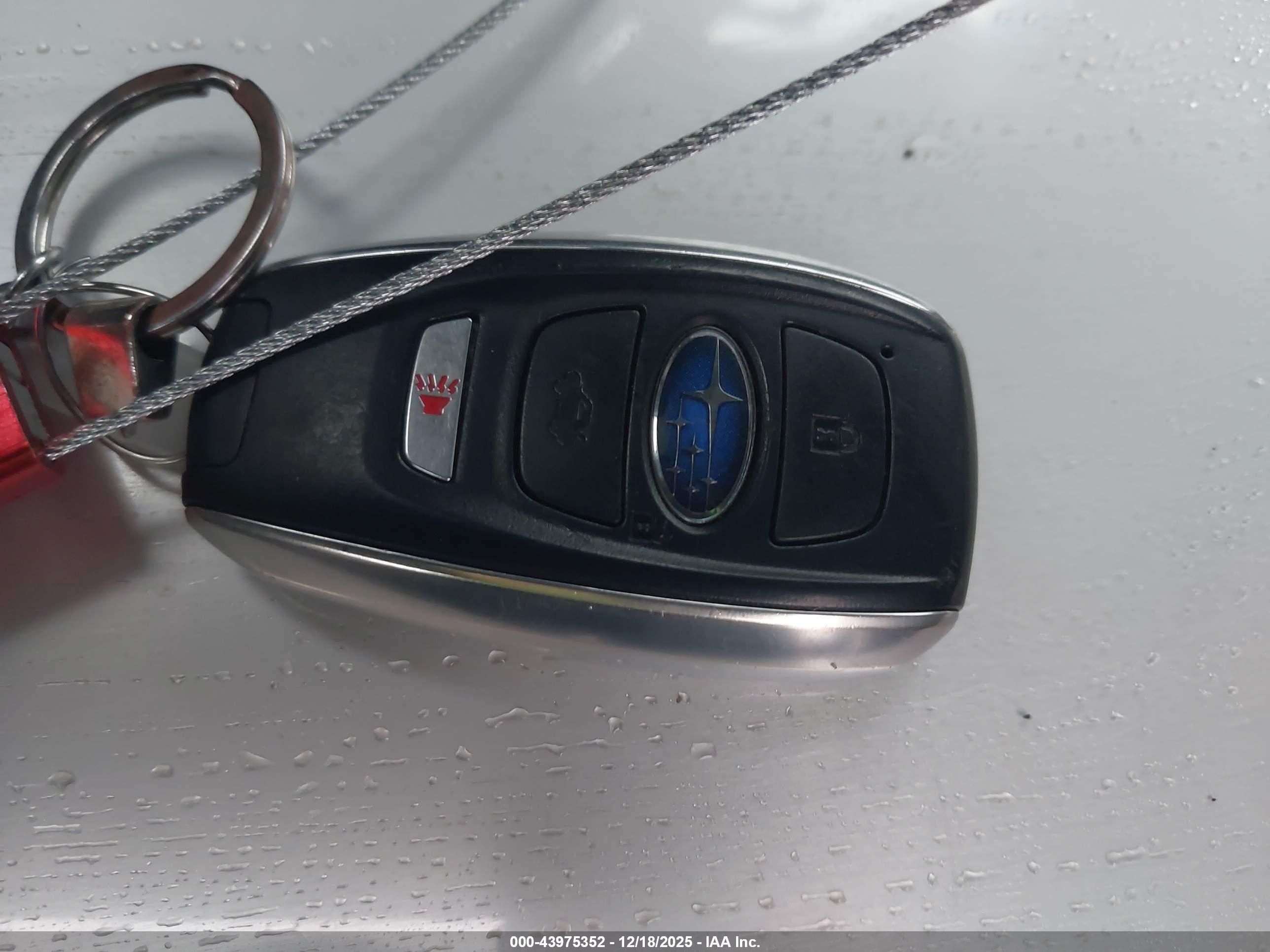 SUBARU OUTBACK image 11