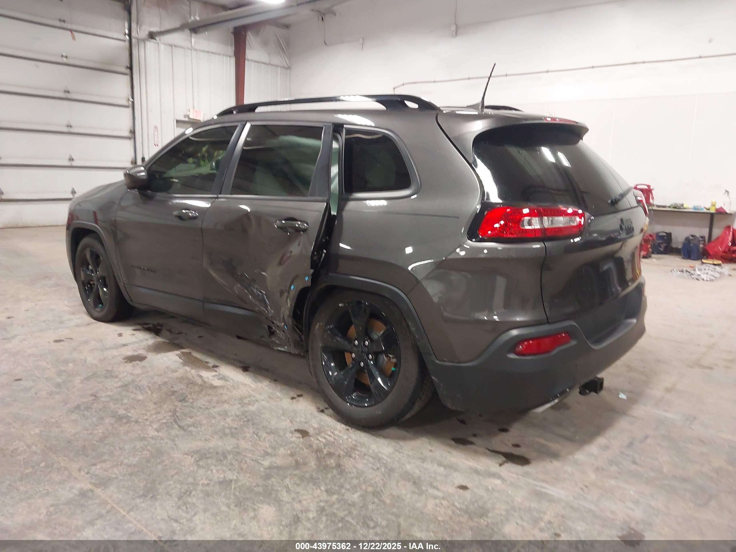JEEP CHEROKEE image 3