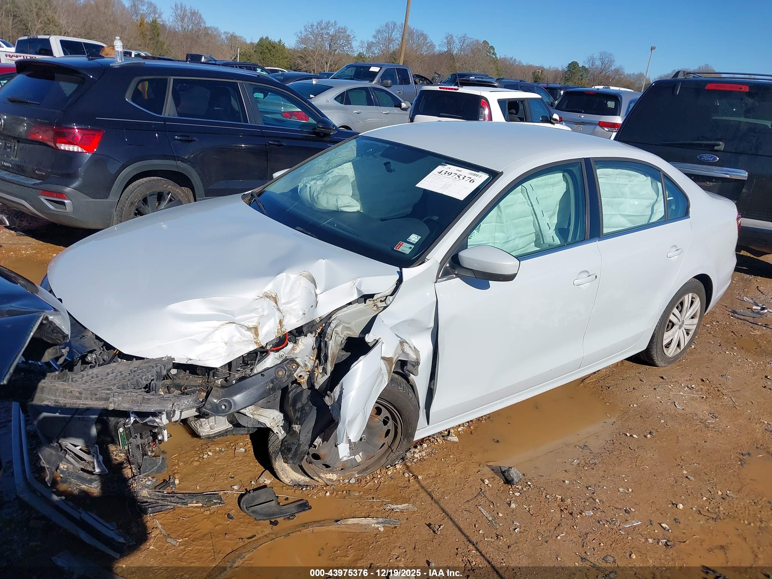 VOLKSWAGEN JETTA image 2
