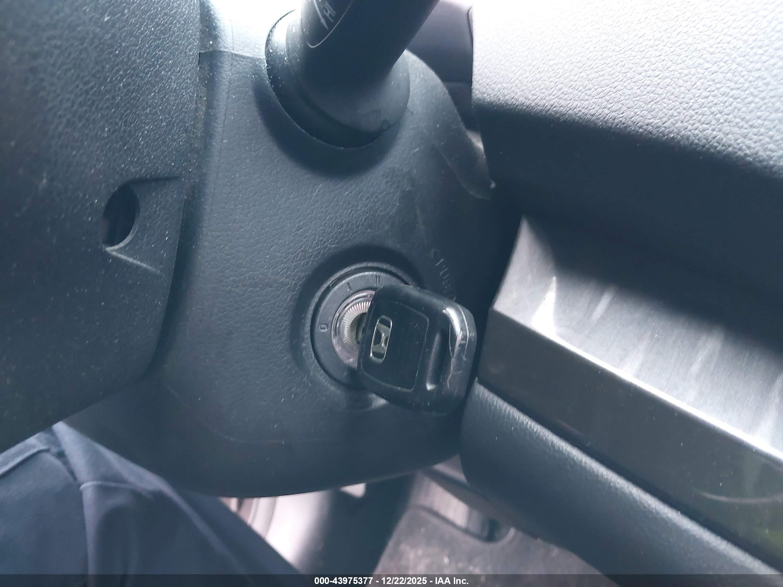 HONDA CR-V image 11