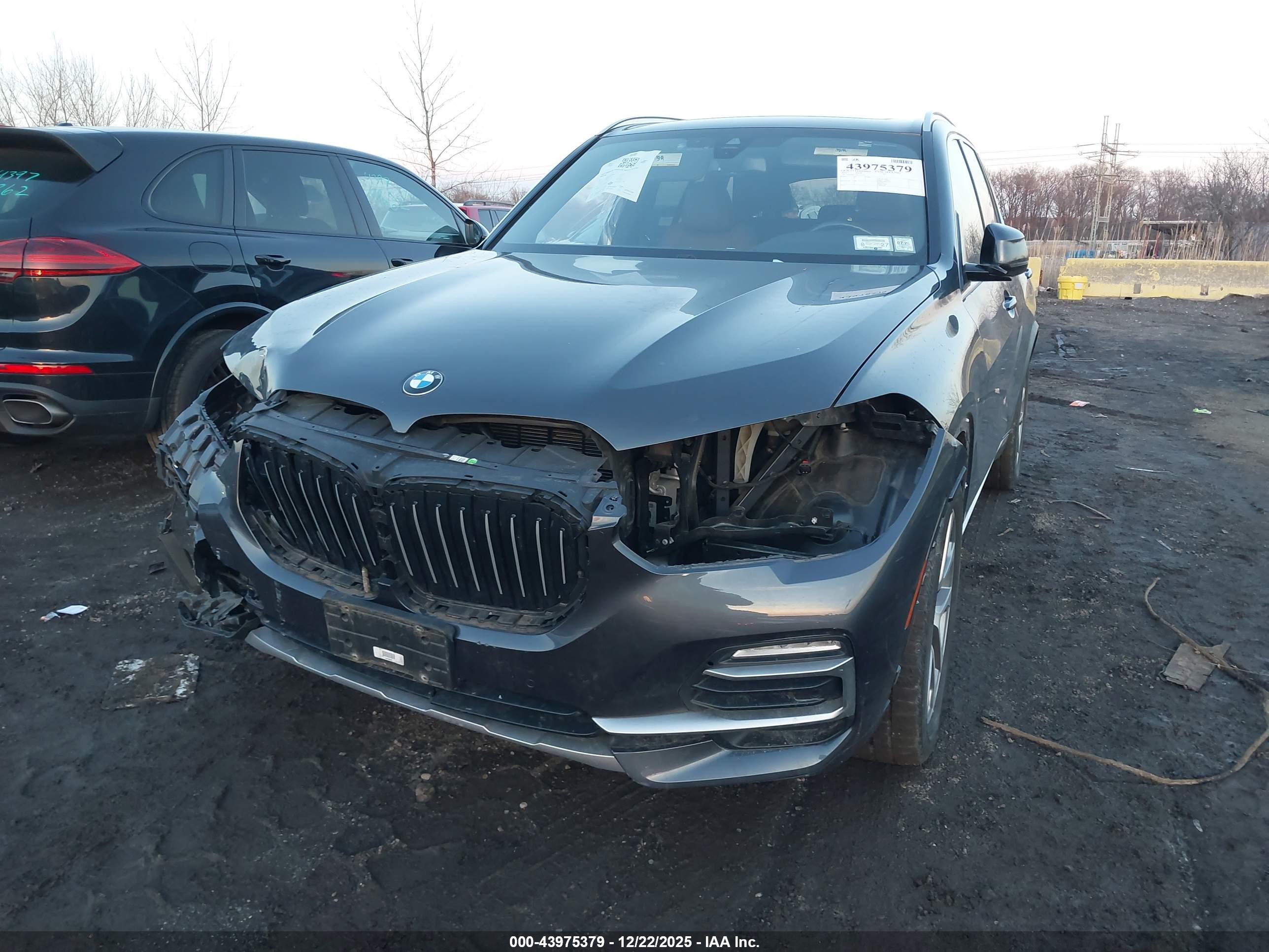 BMW X5 image 6