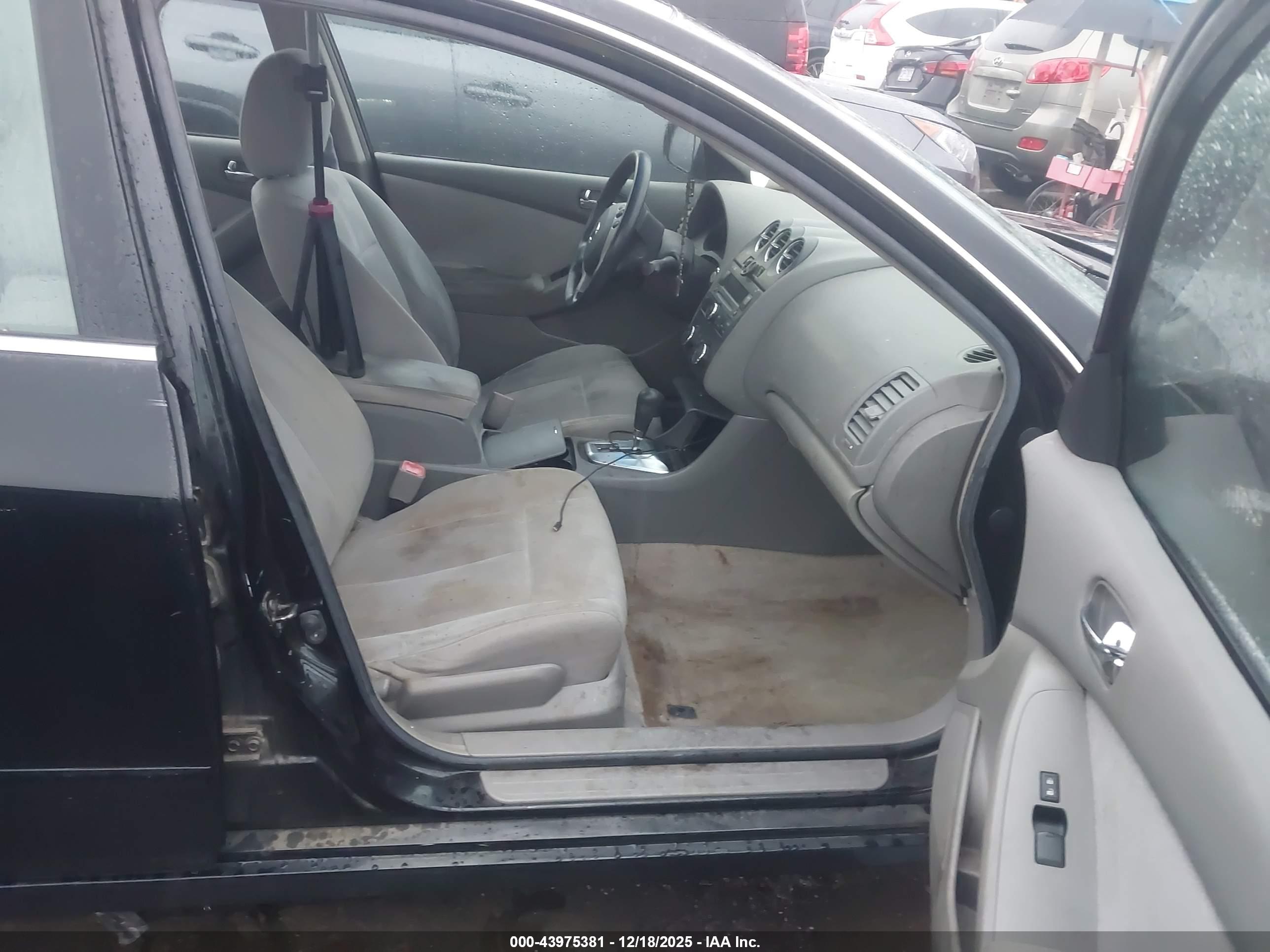 NISSAN ALTIMA image 5