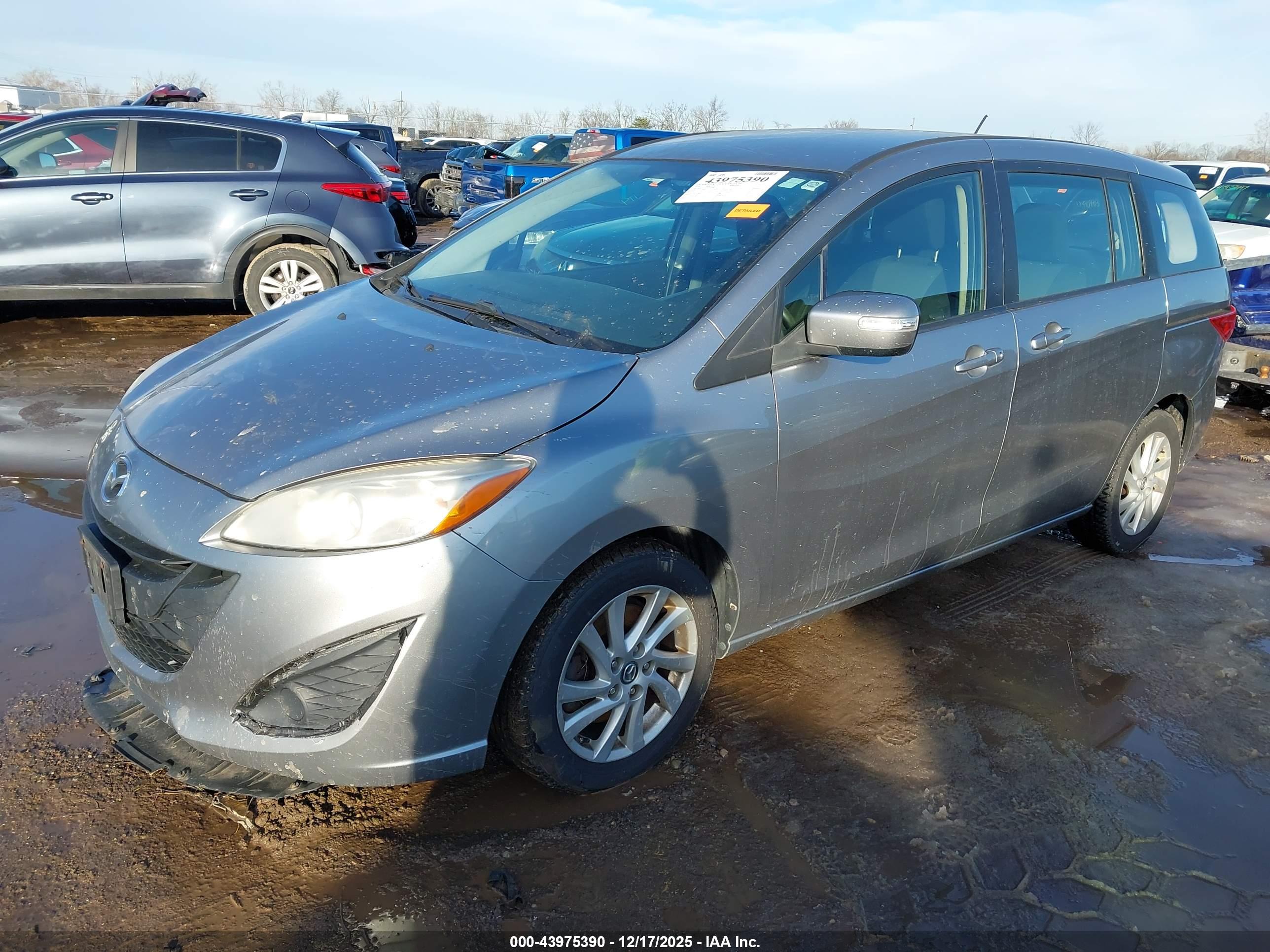 MAZDA MAZDA5 image 2