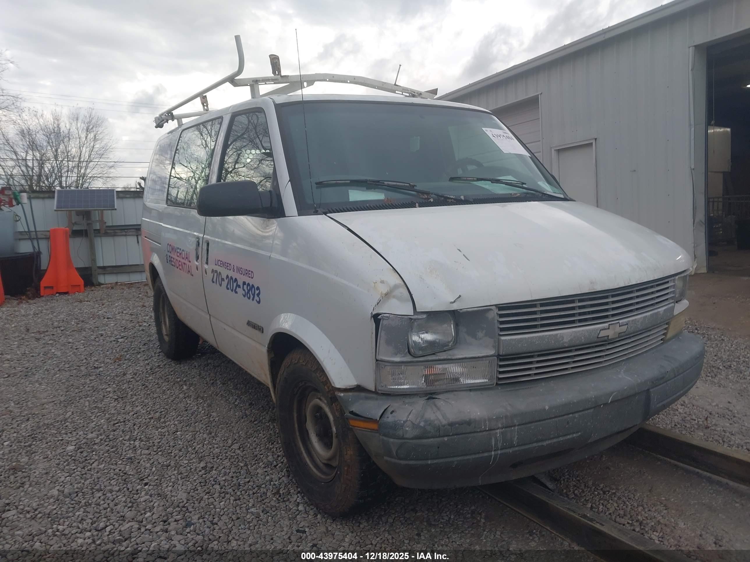 CHEVROLET ASTRO image 6