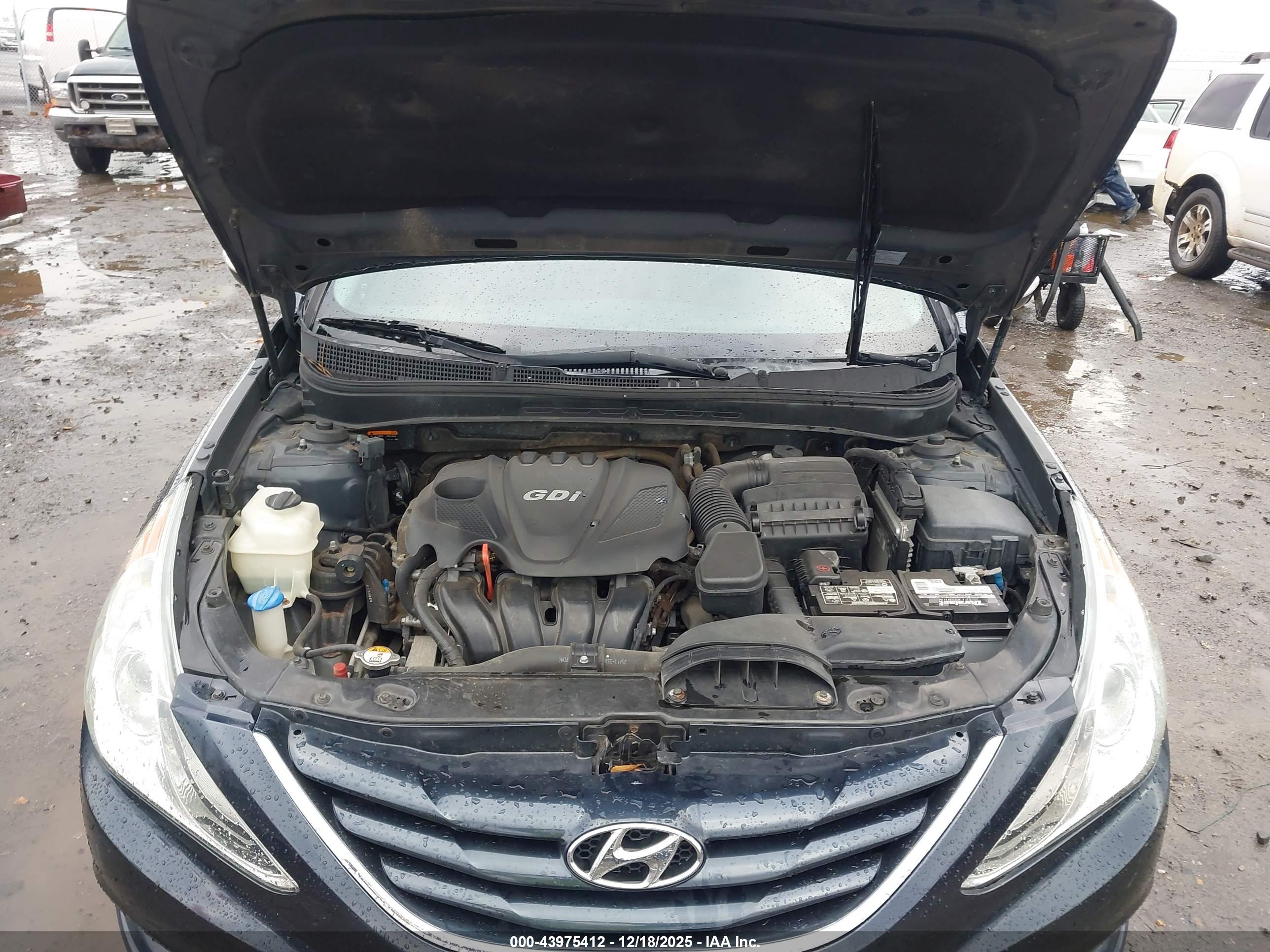 HYUNDAI SONATA image 10