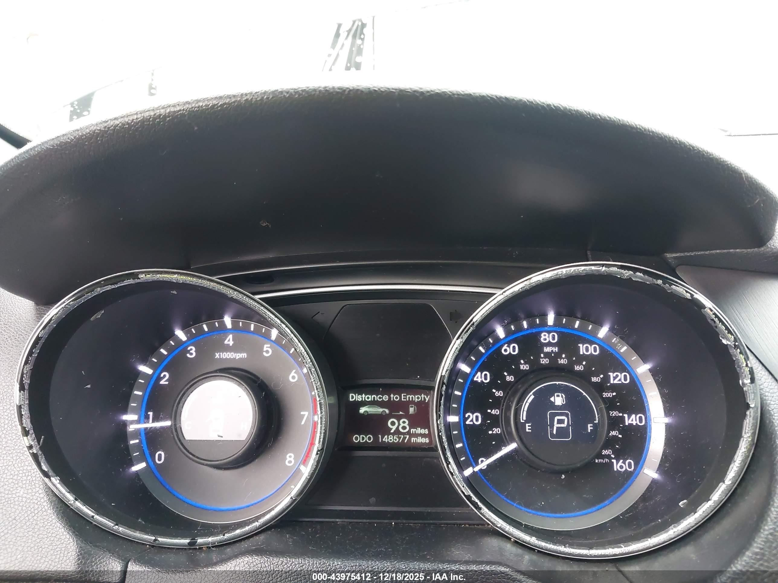 HYUNDAI SONATA image 7