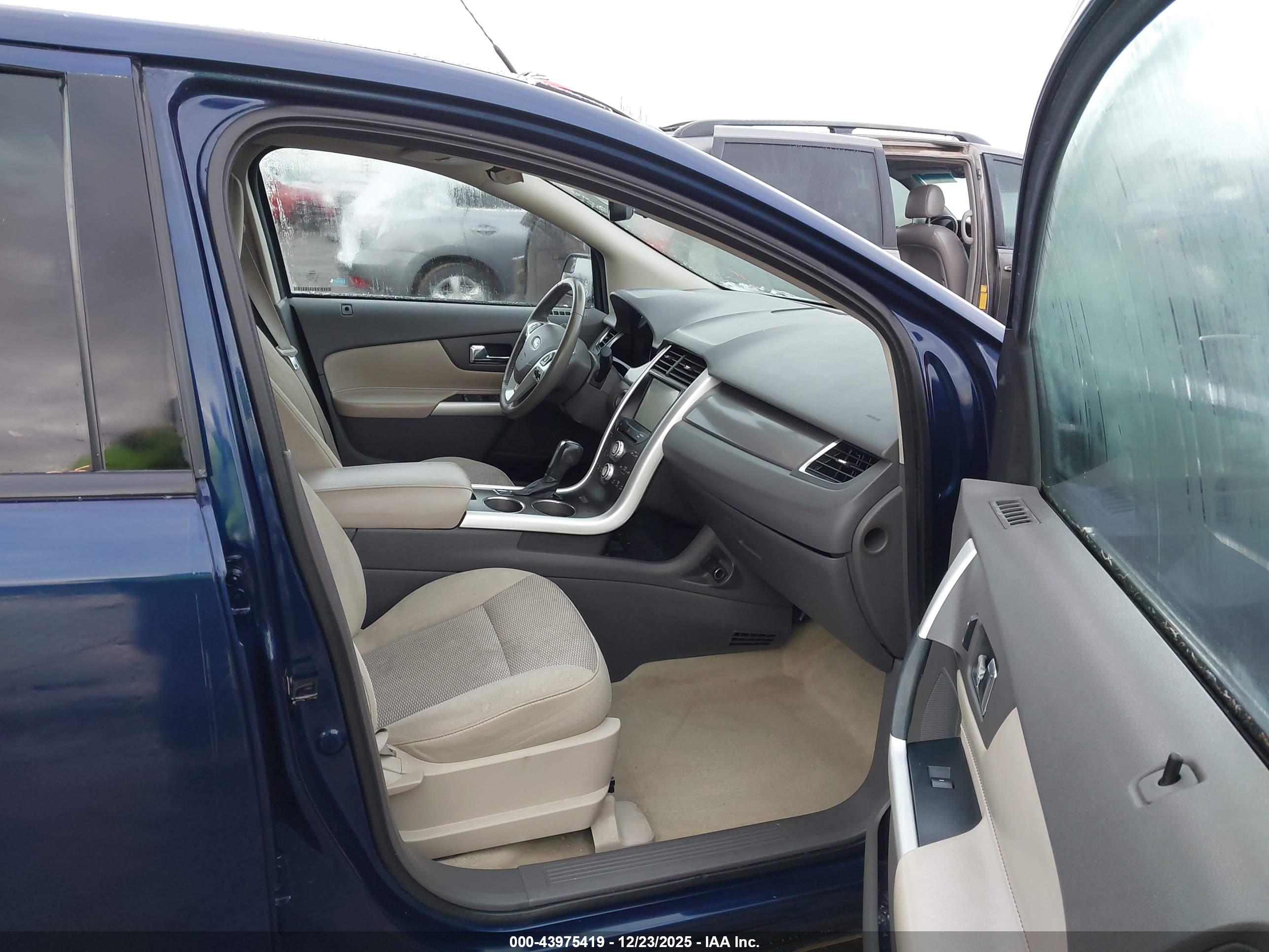 FORD EDGE image 5