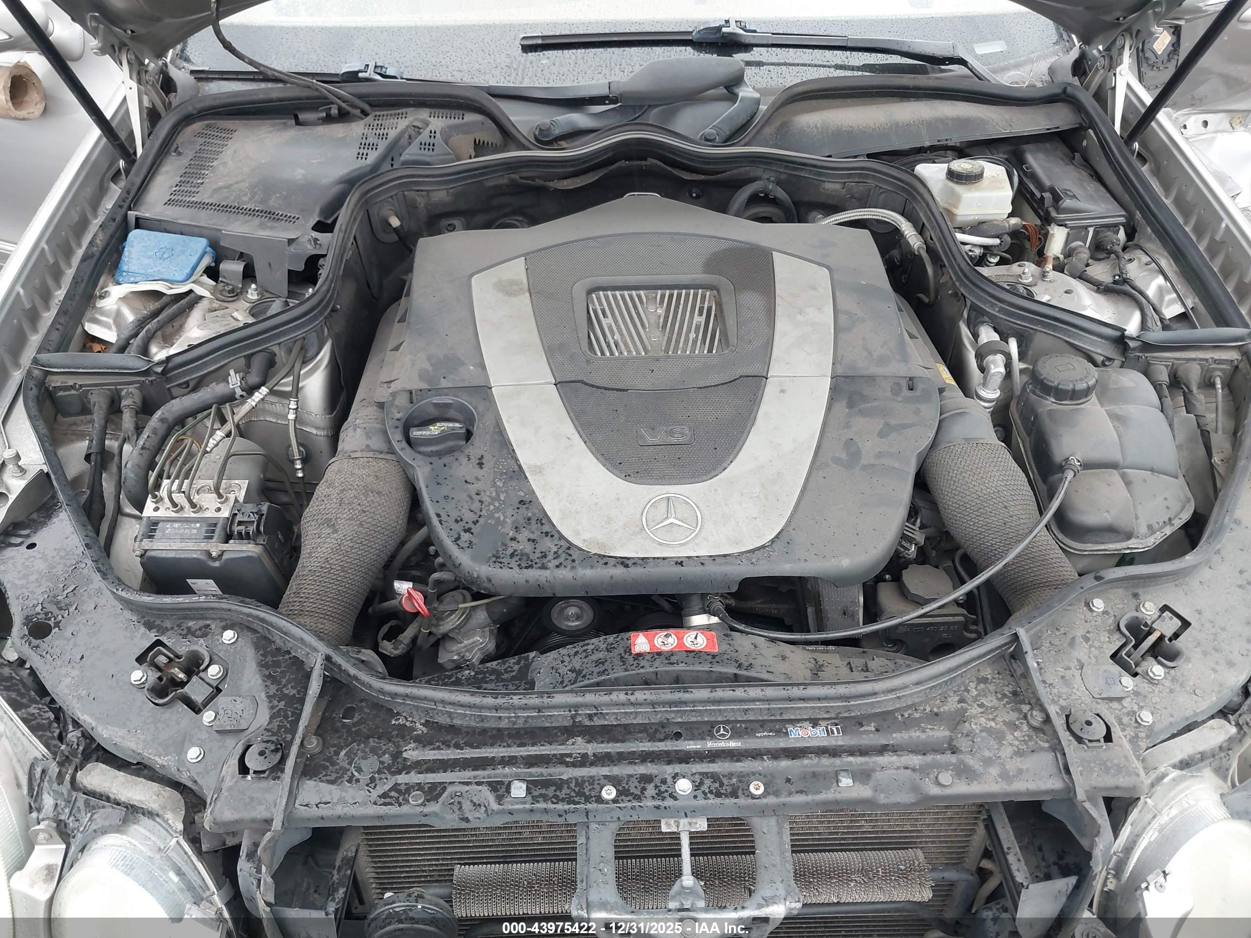 MERCEDES-BENZ E image 10