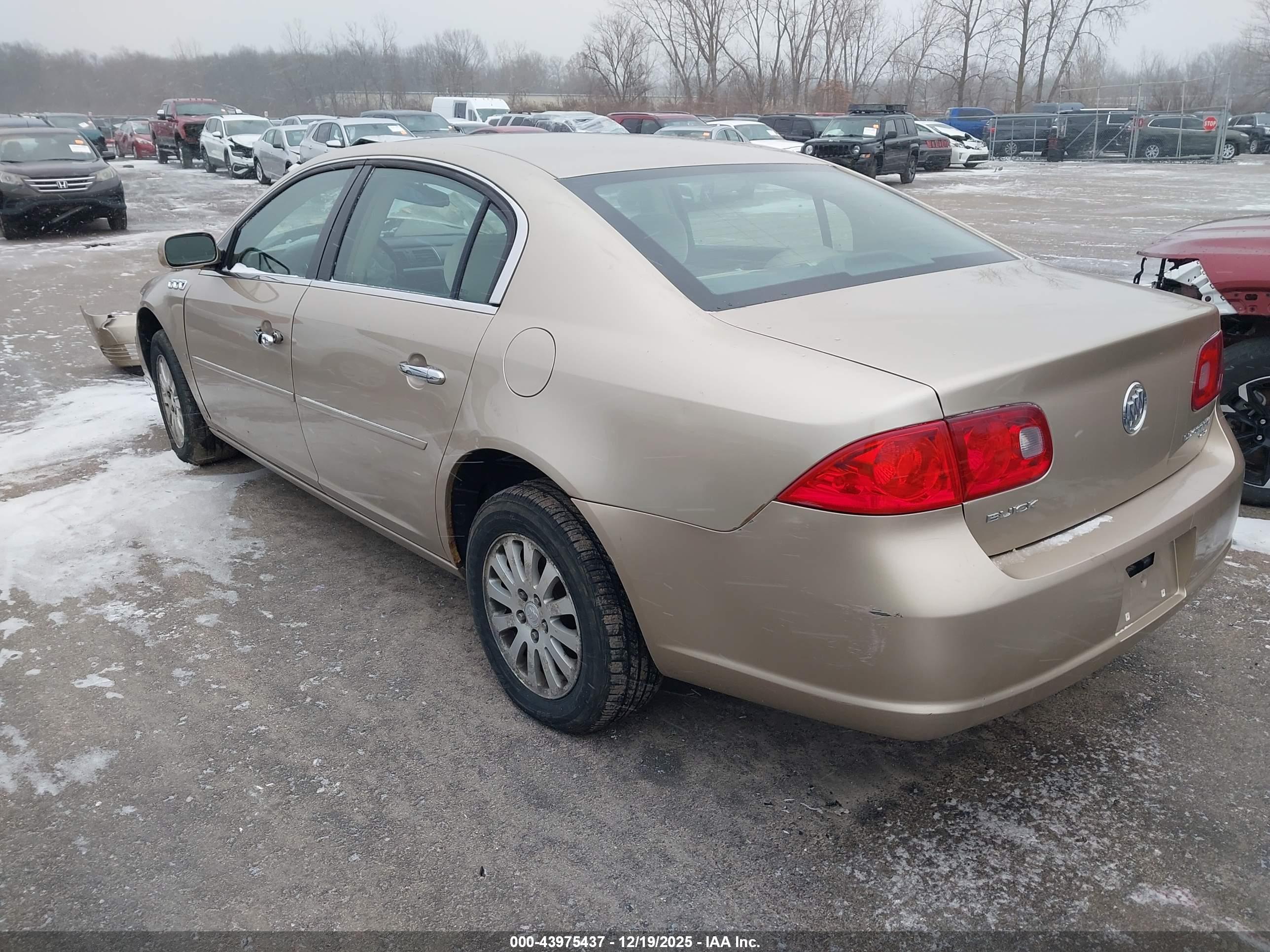 BUICK LUCERNE image 3