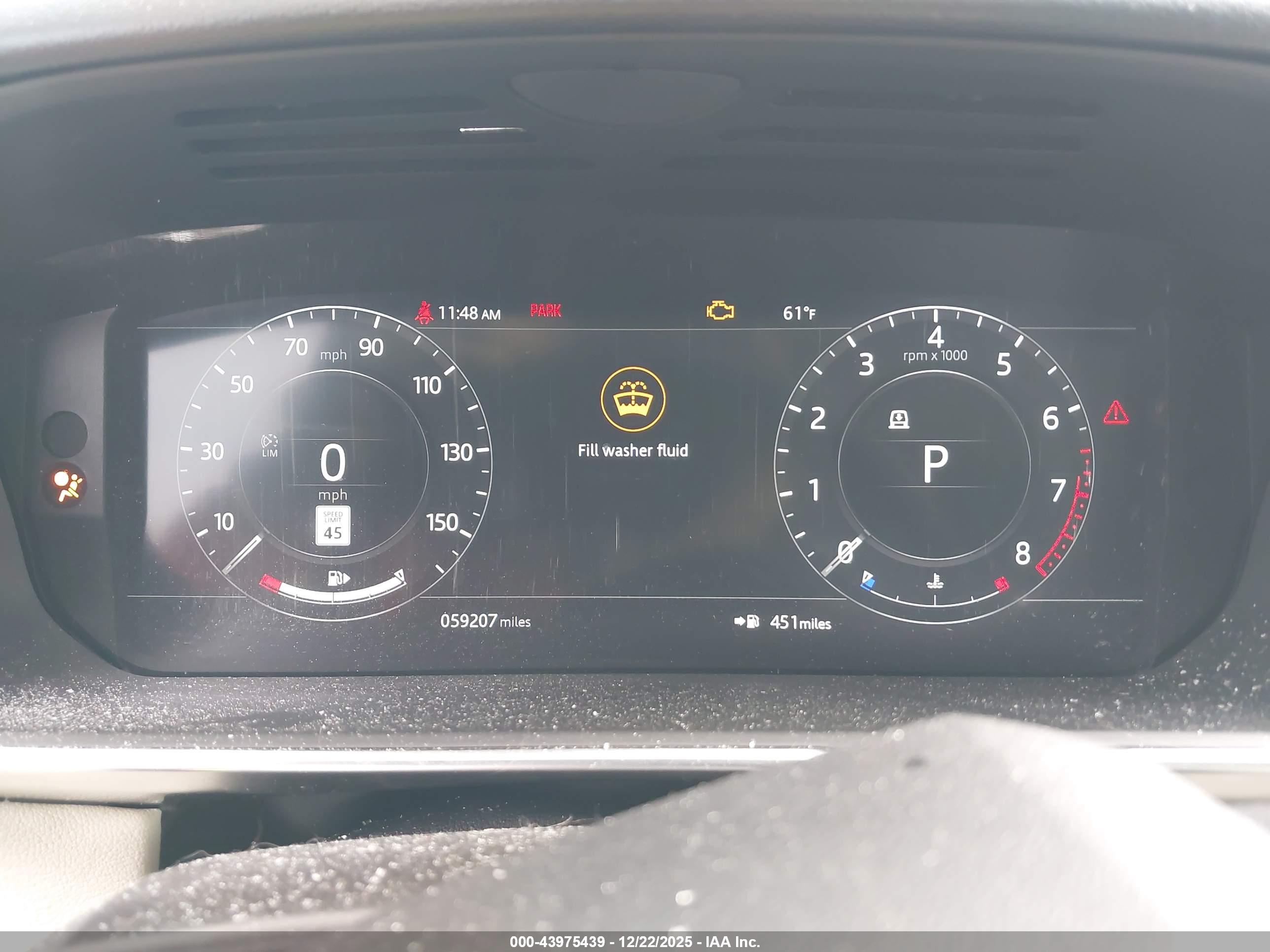 LAND ROVER image 7
