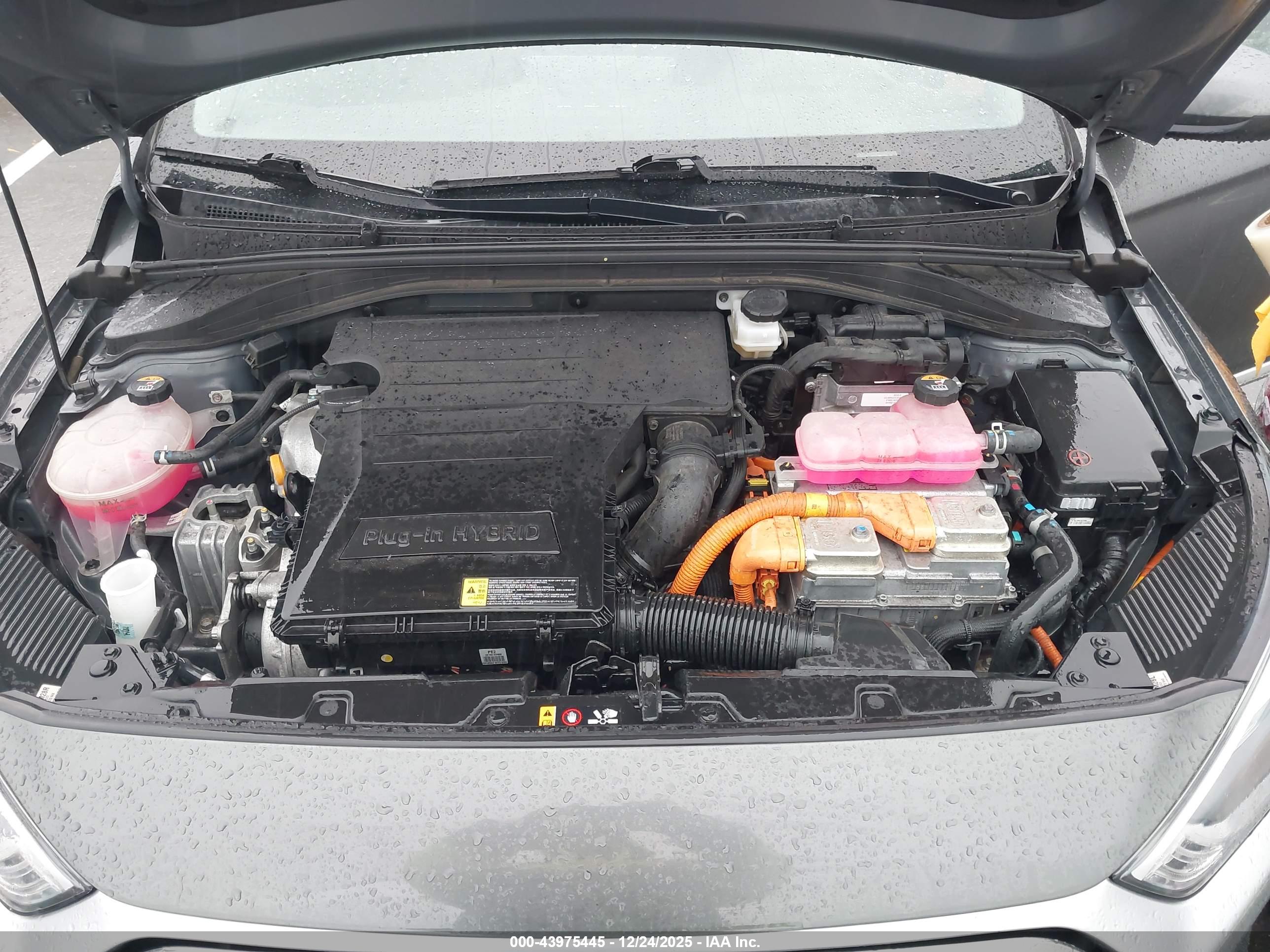HYUNDAI IONIQ image 10