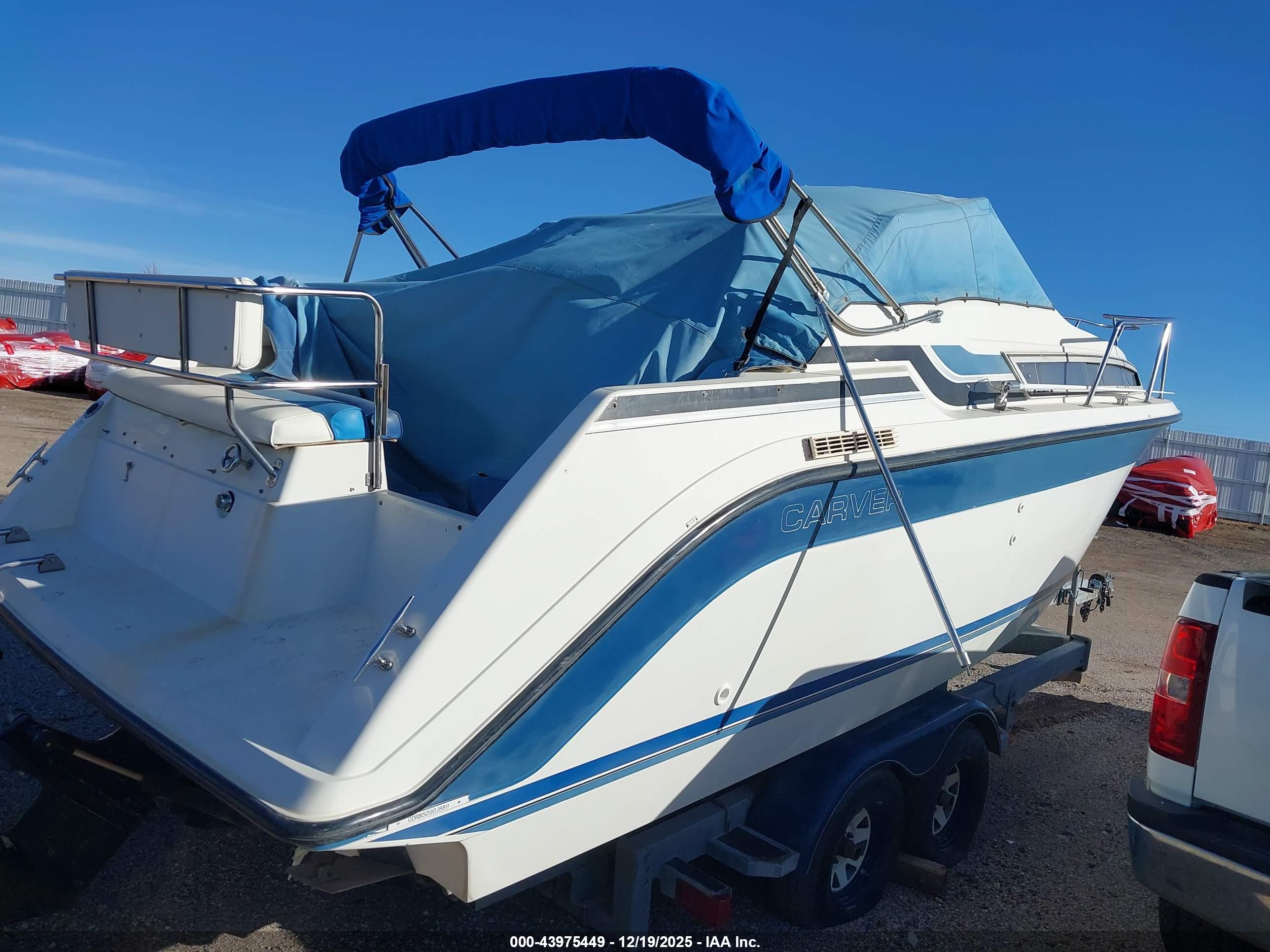 CARVER 21FT image 4