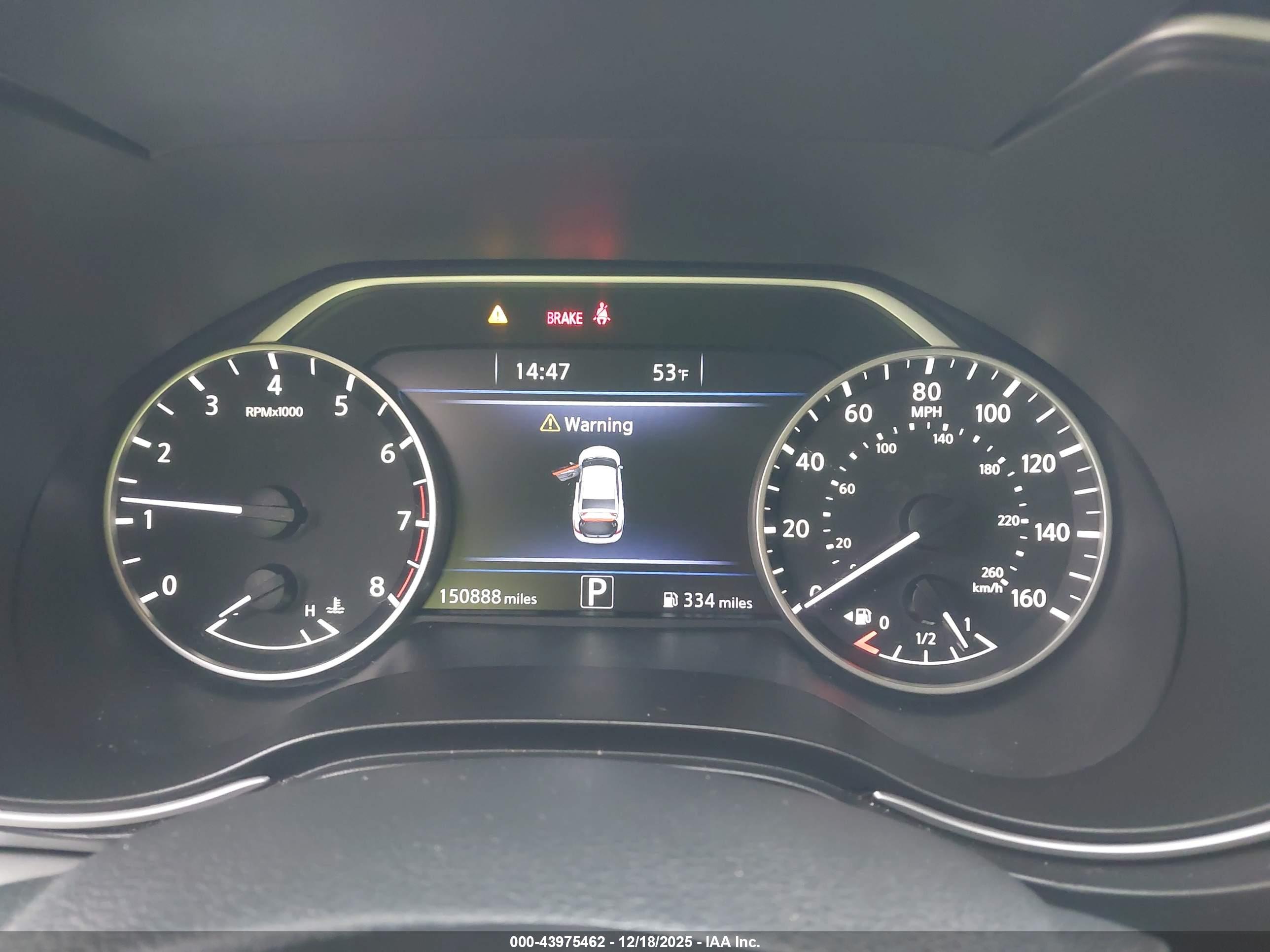 NISSAN MAXIMA image 7