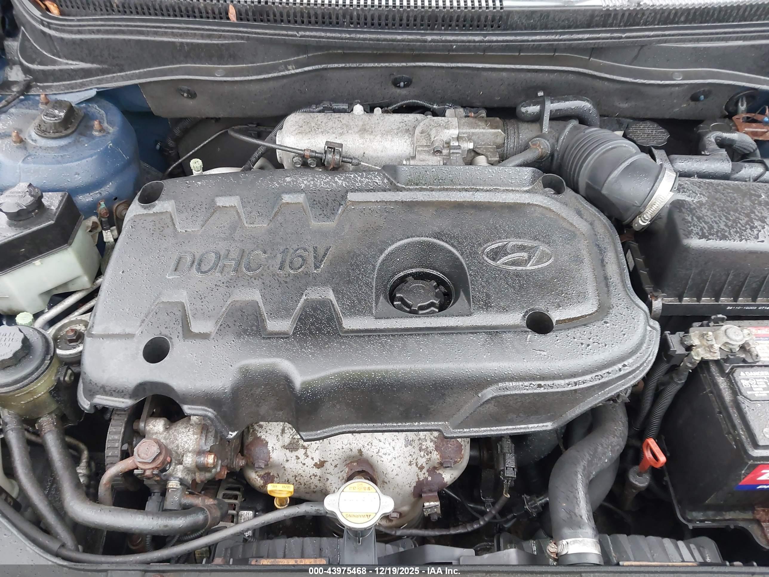HYUNDAI ACCENT image 10