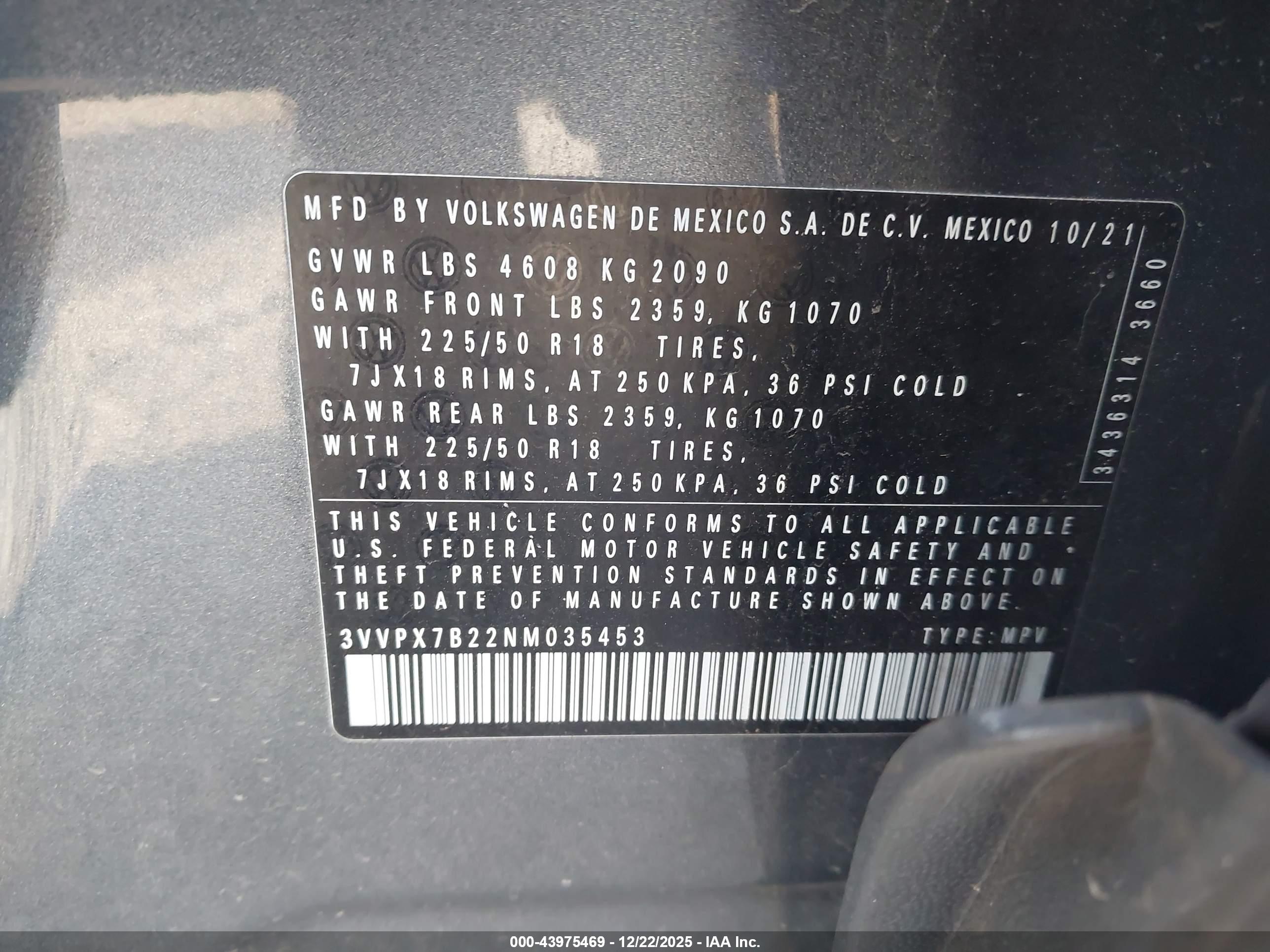 VOLKSWAGEN TAOS image 9